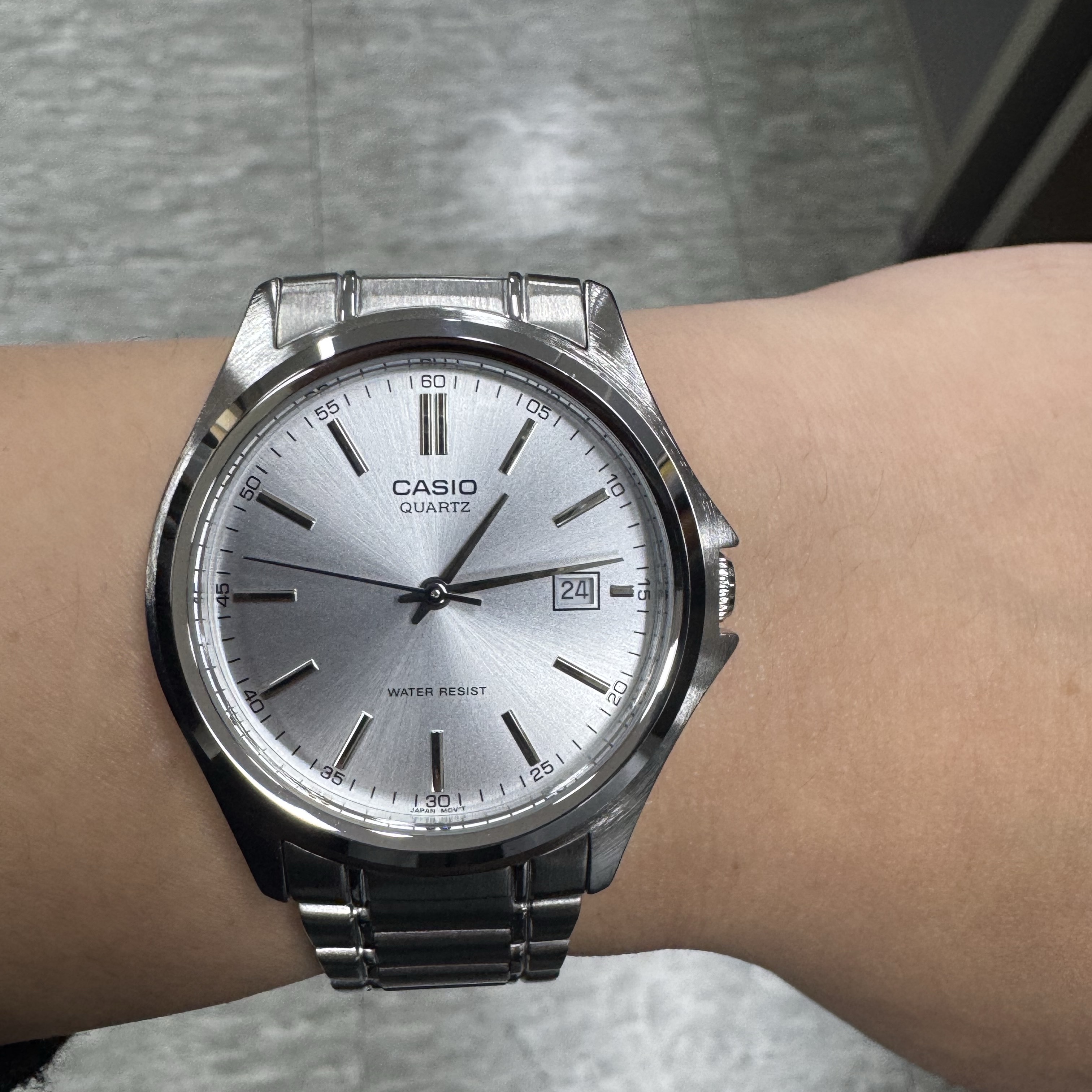 Casio MTP-1183A-7A 착용 스타일