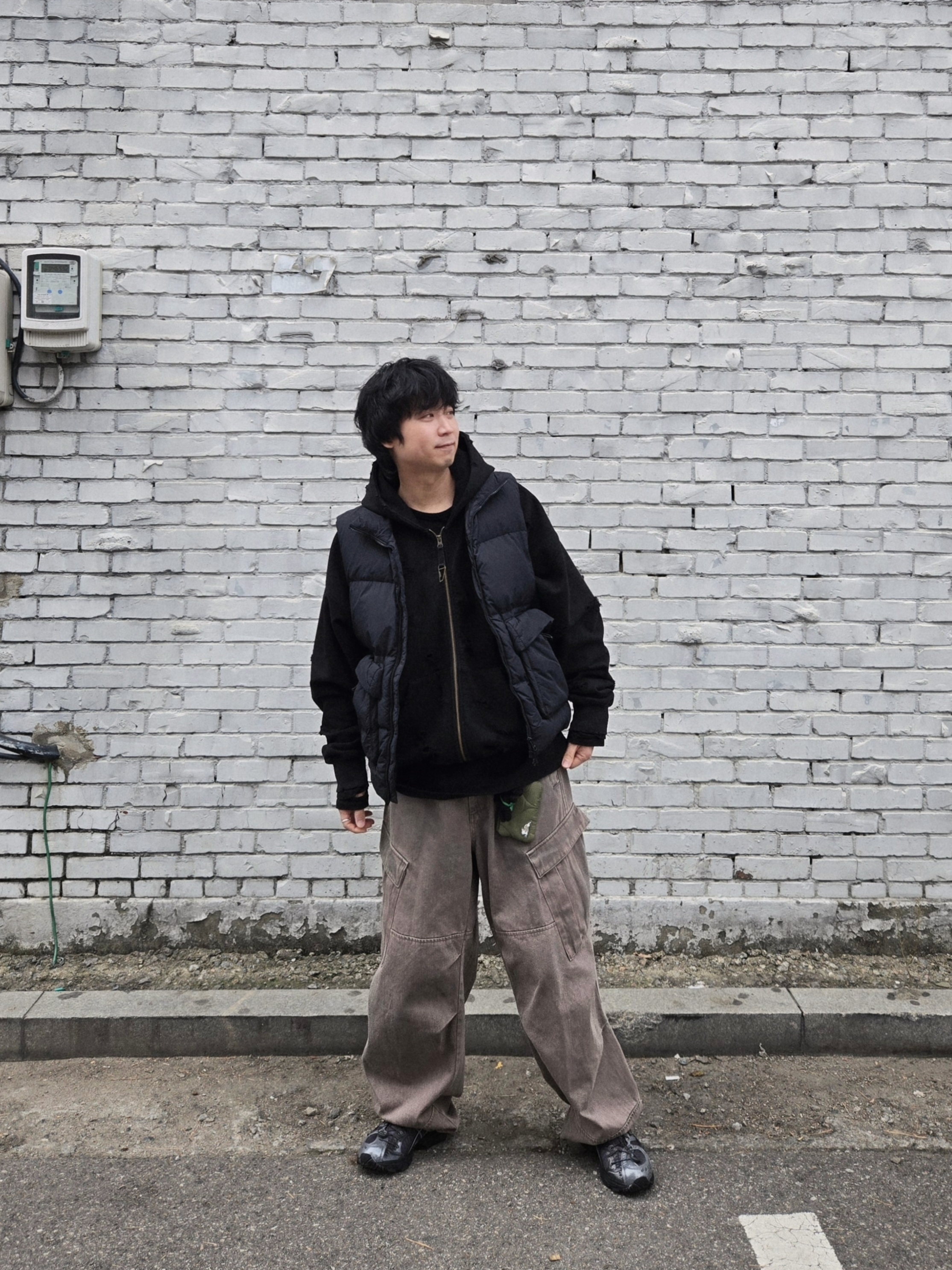 Undermycar Otter Oversized Damage-Washed Hood Zip-Up Sepia - 22FW, Hatchingroom Mil Pants Washed Olive 착용 스타일 - 1