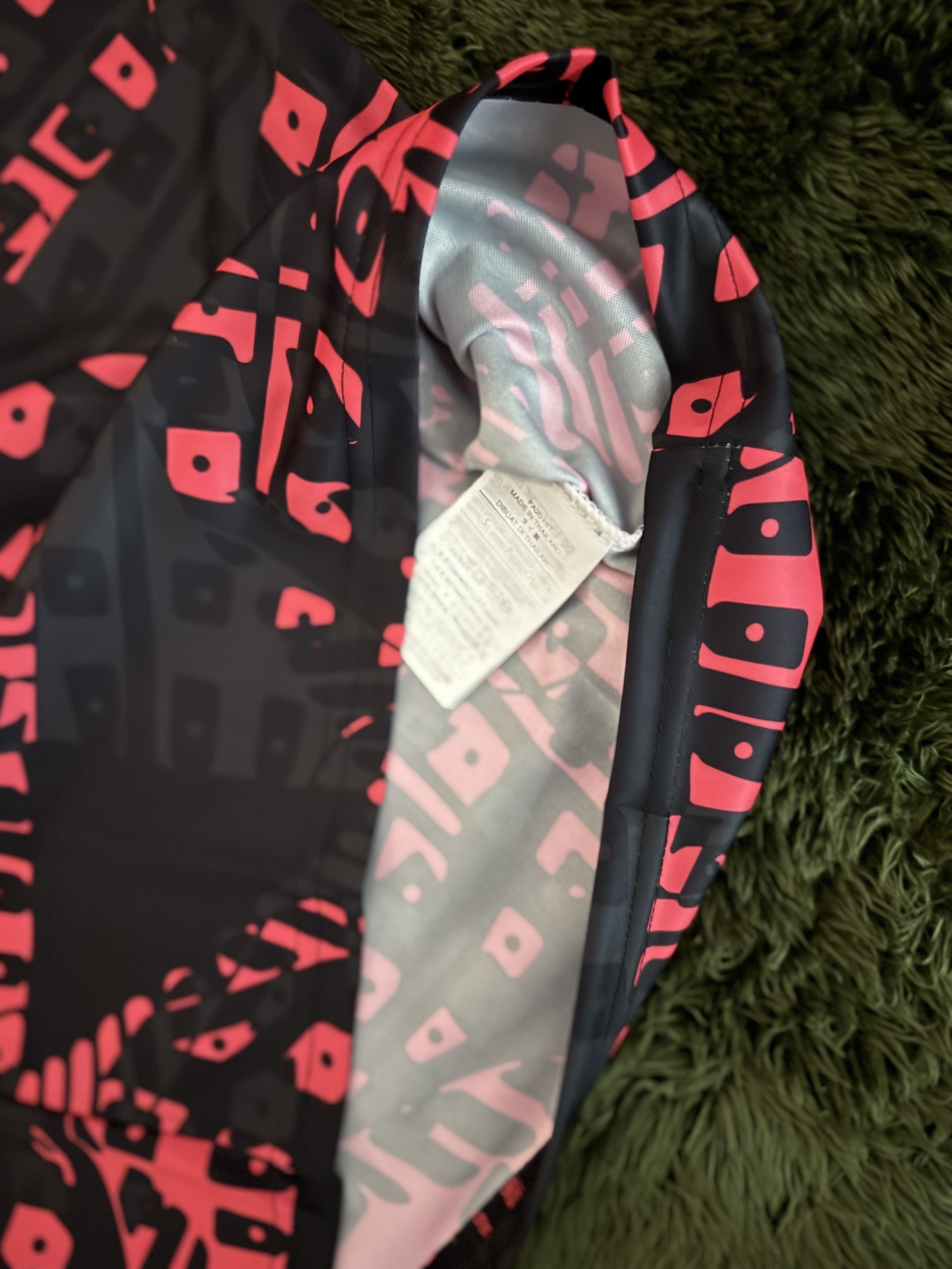 Nike Liverpool FC Dri Pre-Match Top Red Black (Non Marking Ver.) 착용 스타일 - 6