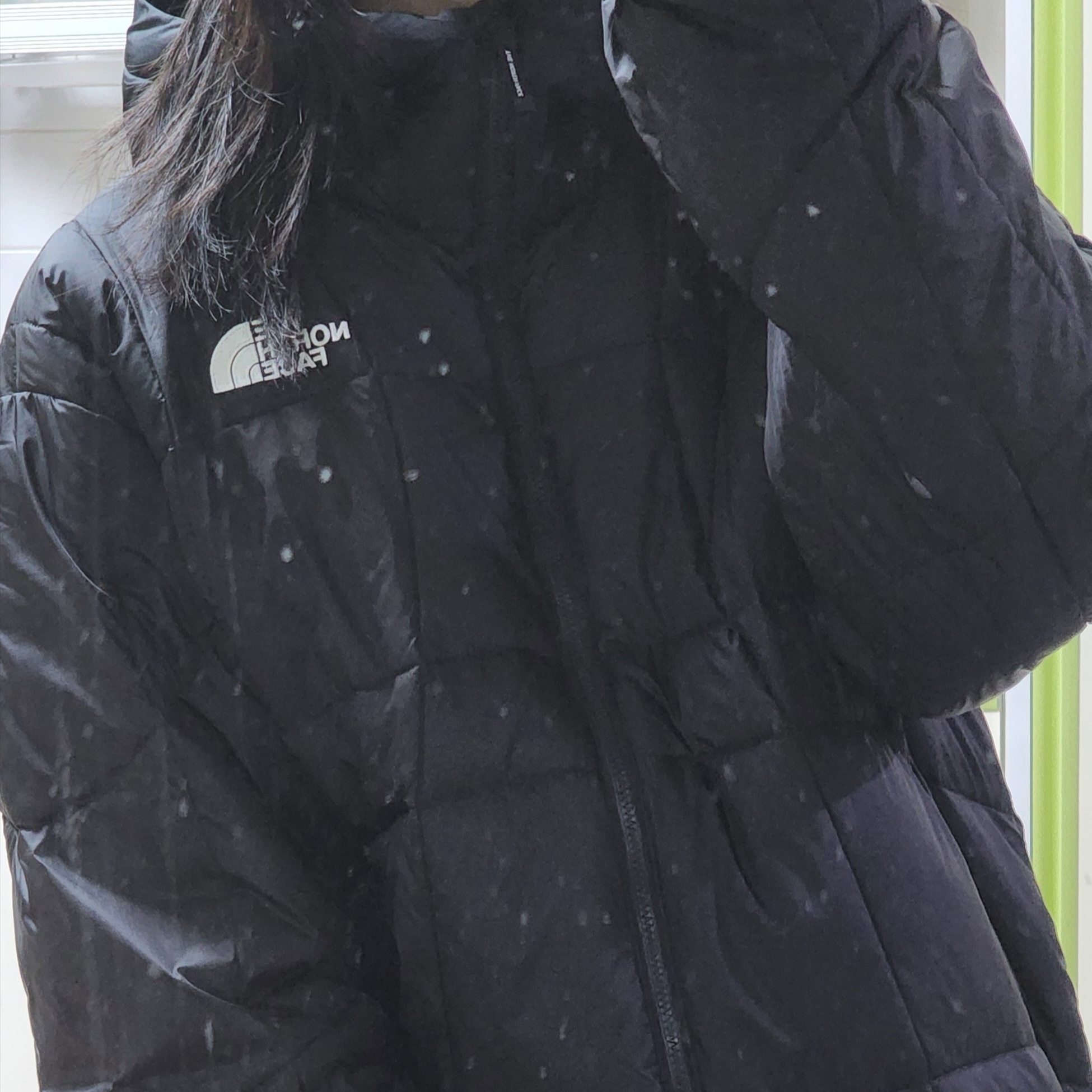 The North Face Wave LT On Jacket Real Black - 25FW 착용 스타일