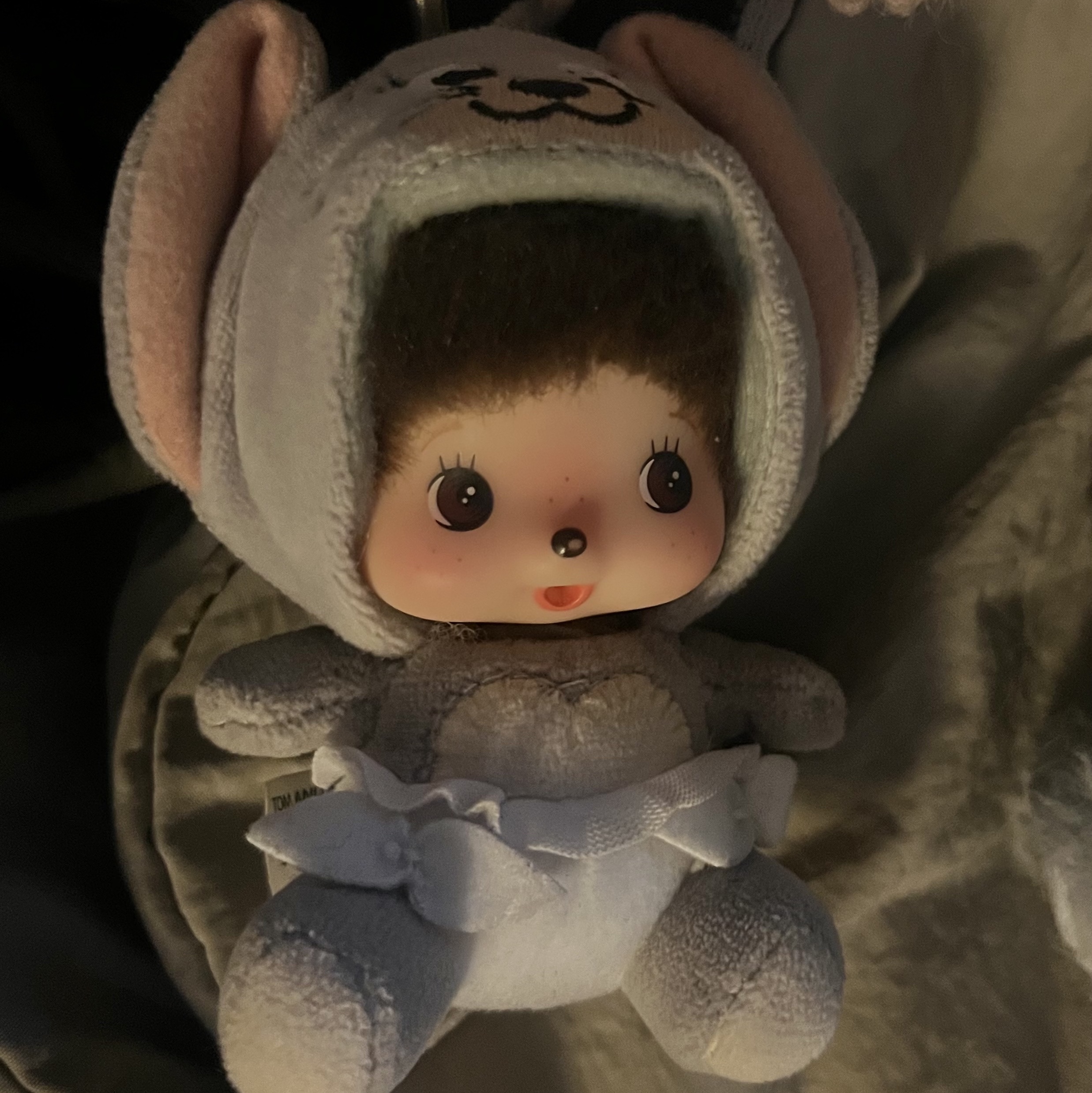 Monchhichi x Tom & Jerry SS Doll Mini Key Chain Tuffy 착용 스타일