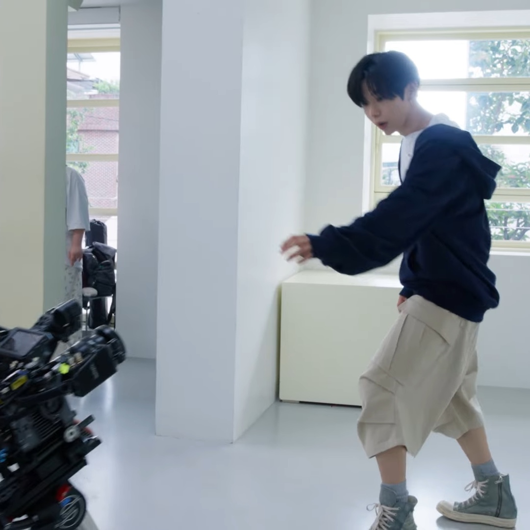 Nonnod Alpine Carpenter Shorts Beige, Nonnod Alpine Carpenter Shorts Black 착용 스타일 - 4