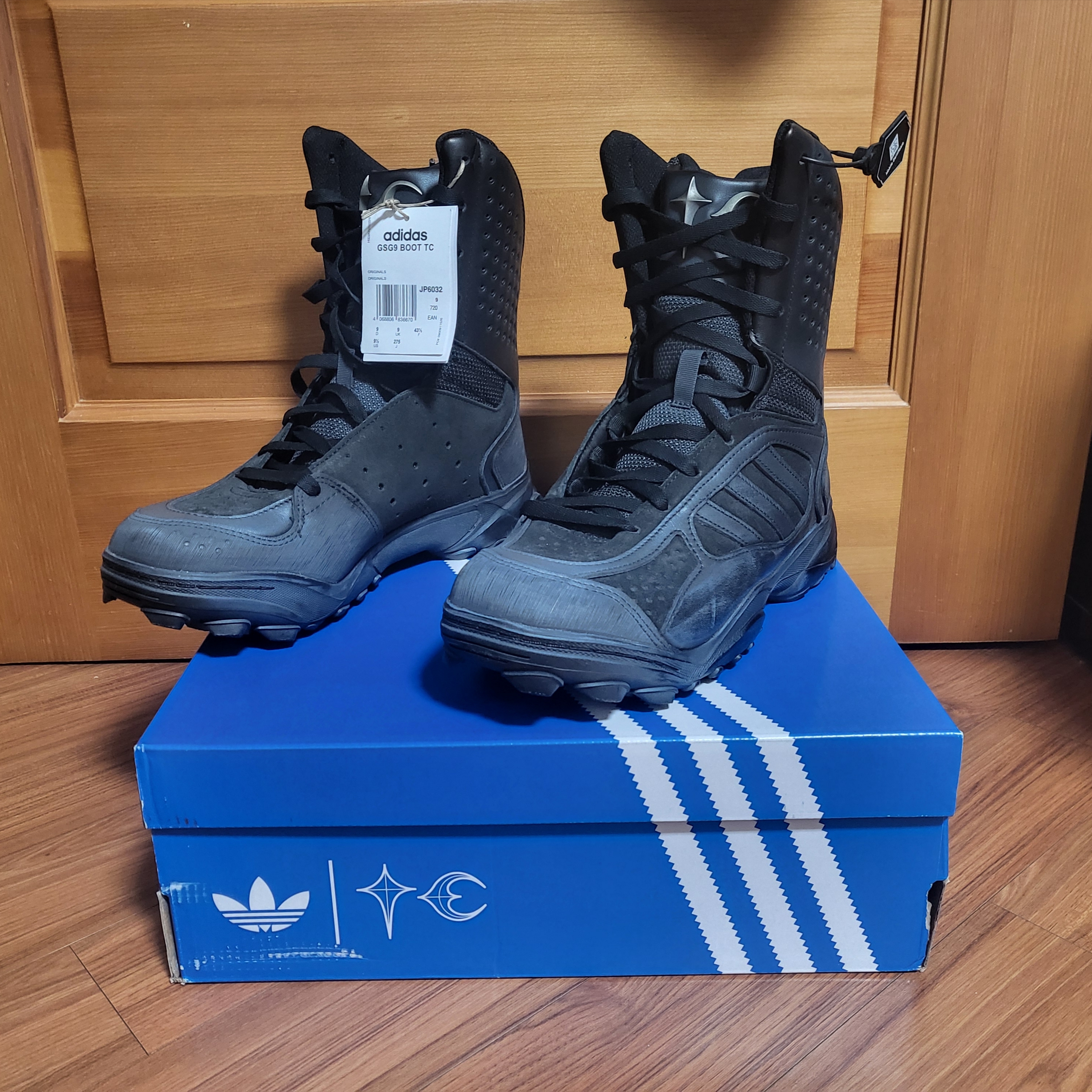 Adidas x Thug Club GSG9 Boot Core Black Core Black 착용 스타일