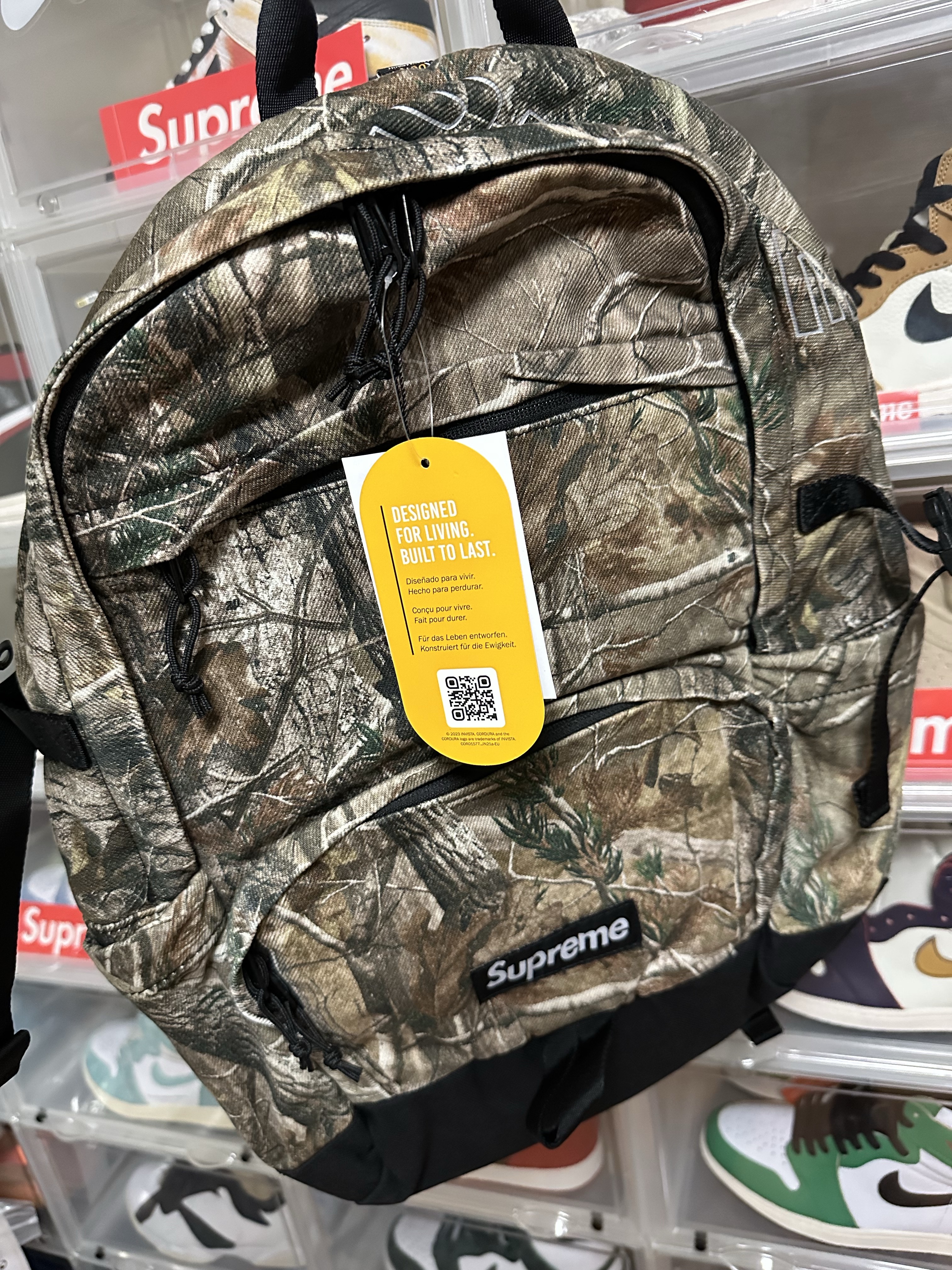 Supreme Denim Backpack Realtree AP Camo - 25FW 착용 스타일 - 2
