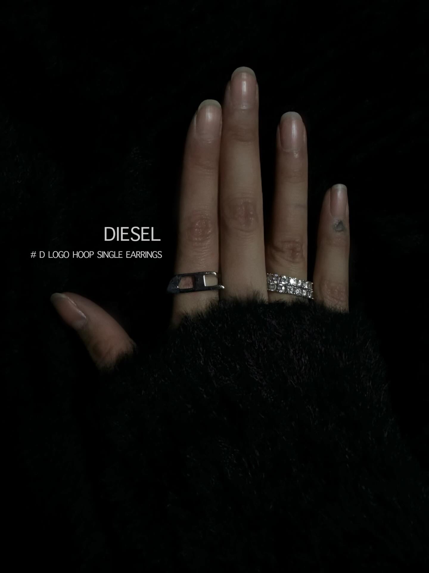 Diesel Dx1637040 Stainless Steel Hoop Earring Silver 착용 스타일