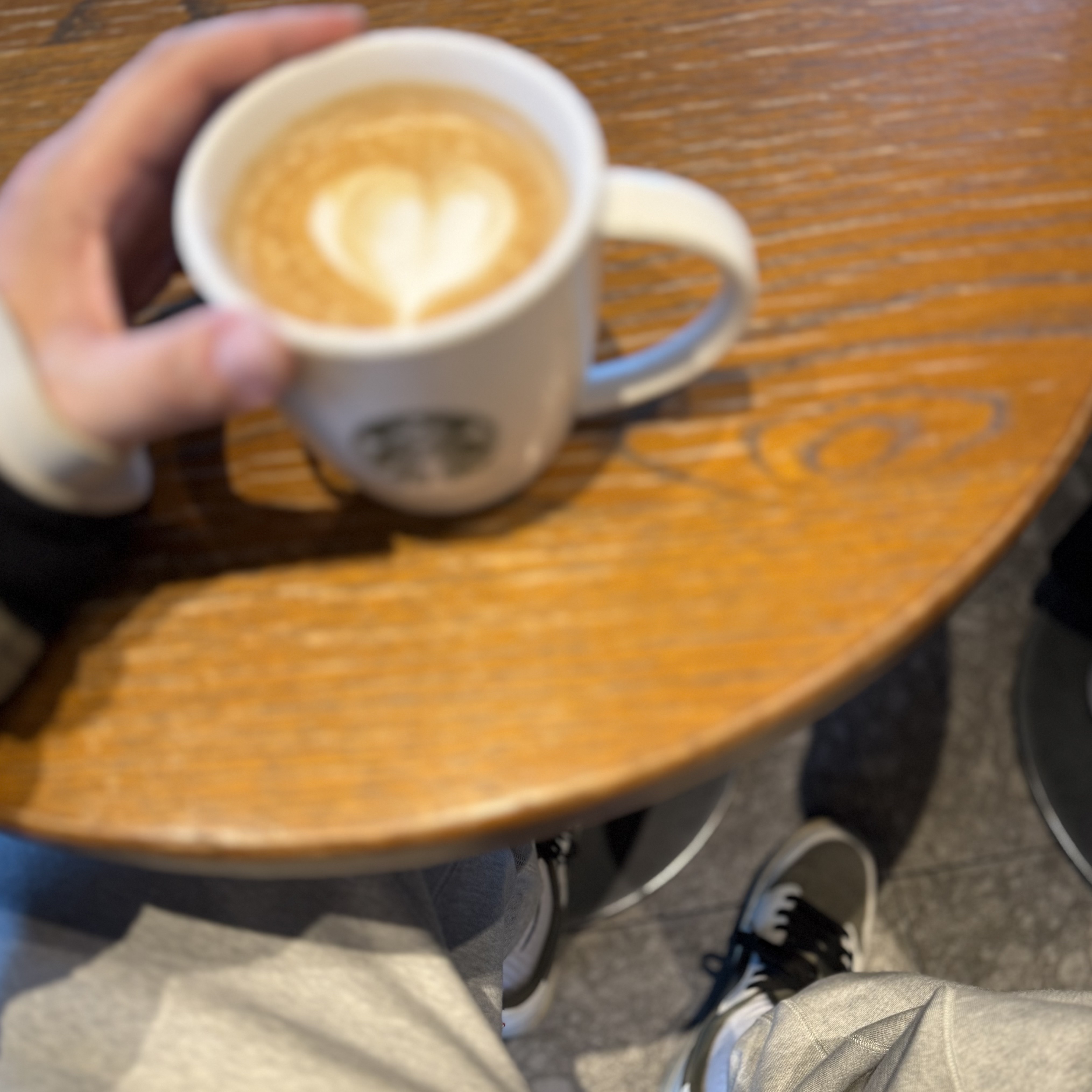 Nike x Stussy Fleece Pants Grey Heather (FN5231-050), Jordan 1 x Travis Scott Retro Low OG SP Reverse Olive 착용 스타일 - 1