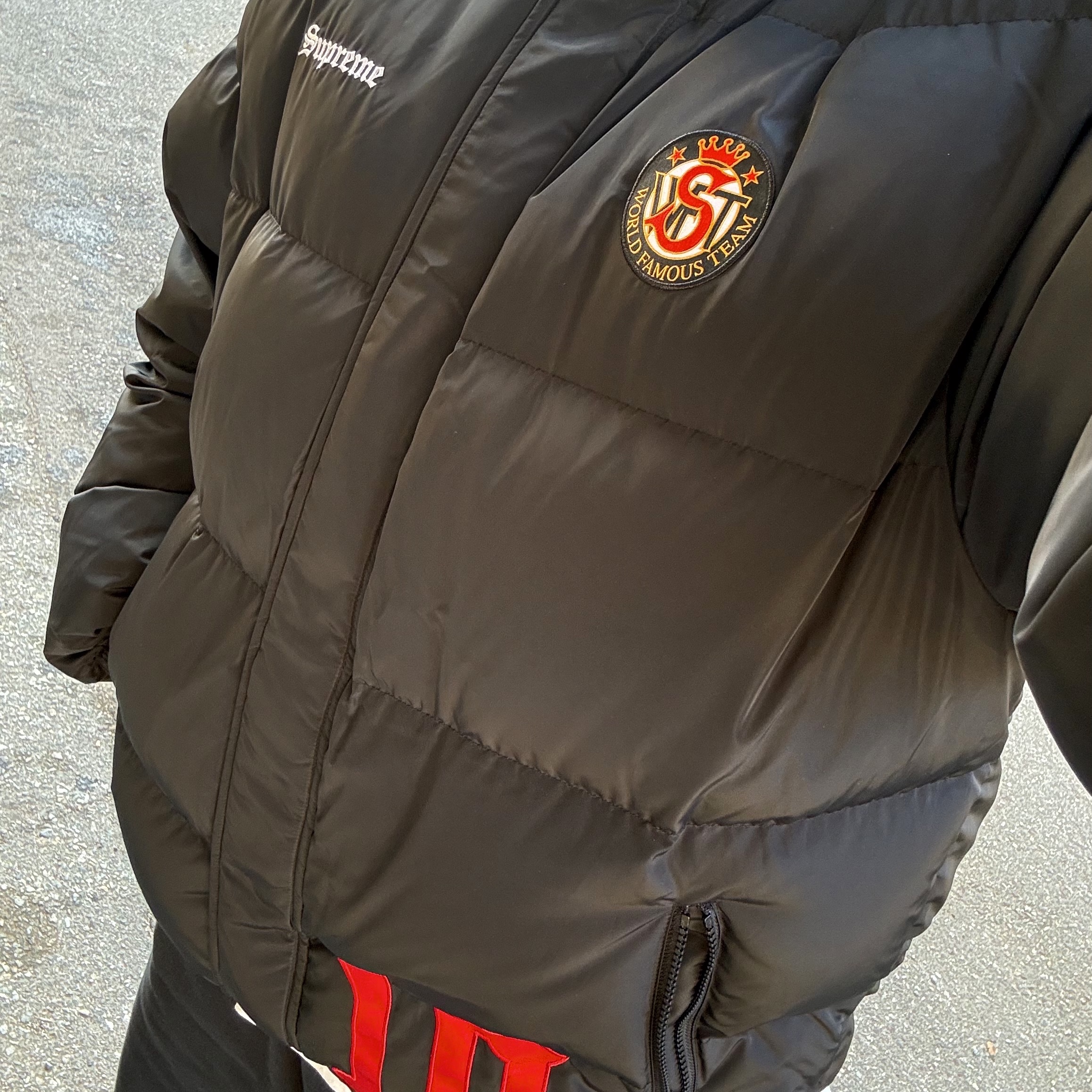 Supreme x Umbro Down Puffer Jacket Black - 25FW 착용 스타일 - 3