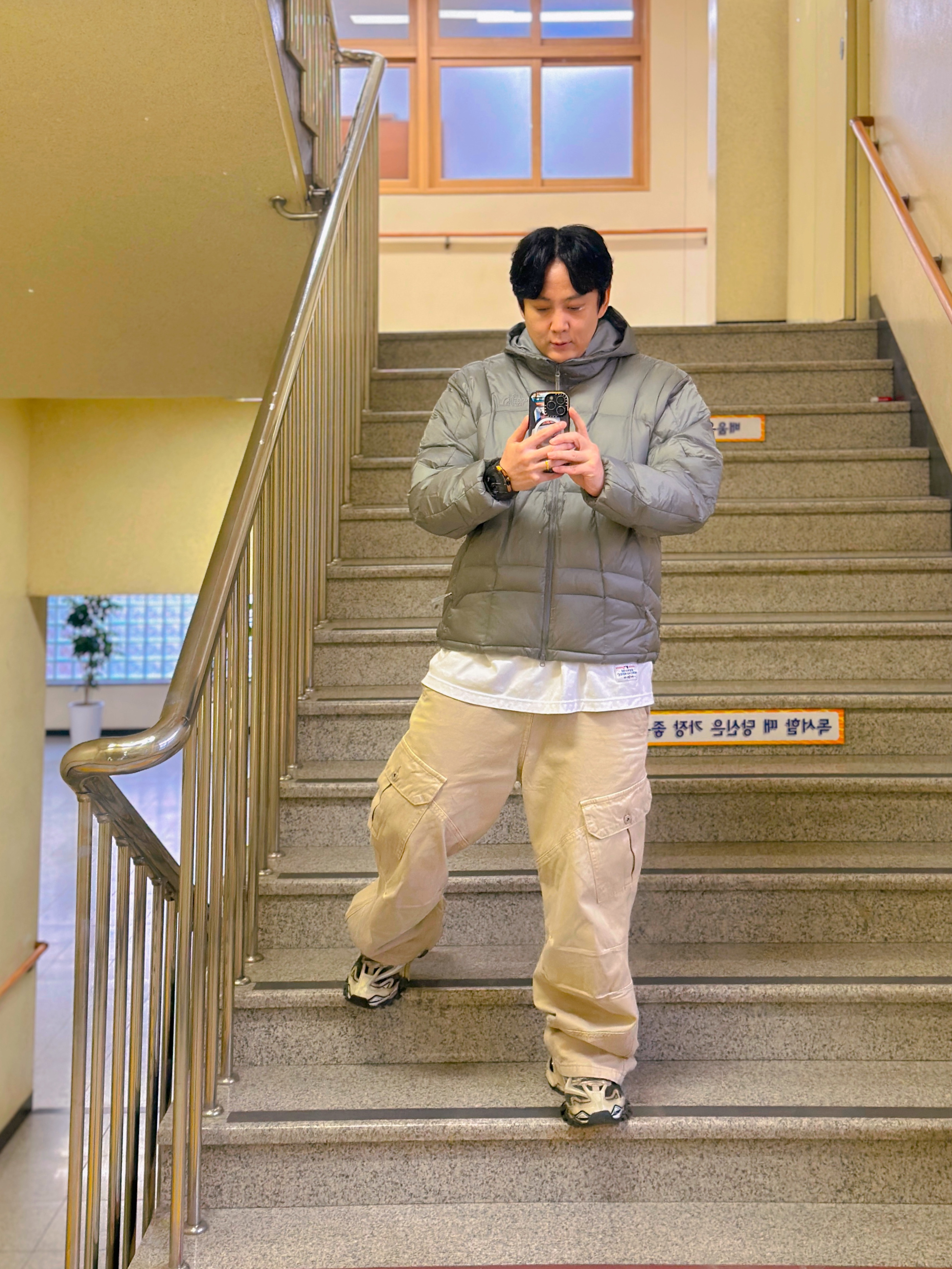 The North Face Wave LT On Jacket Gray 착용 스타일 - 2