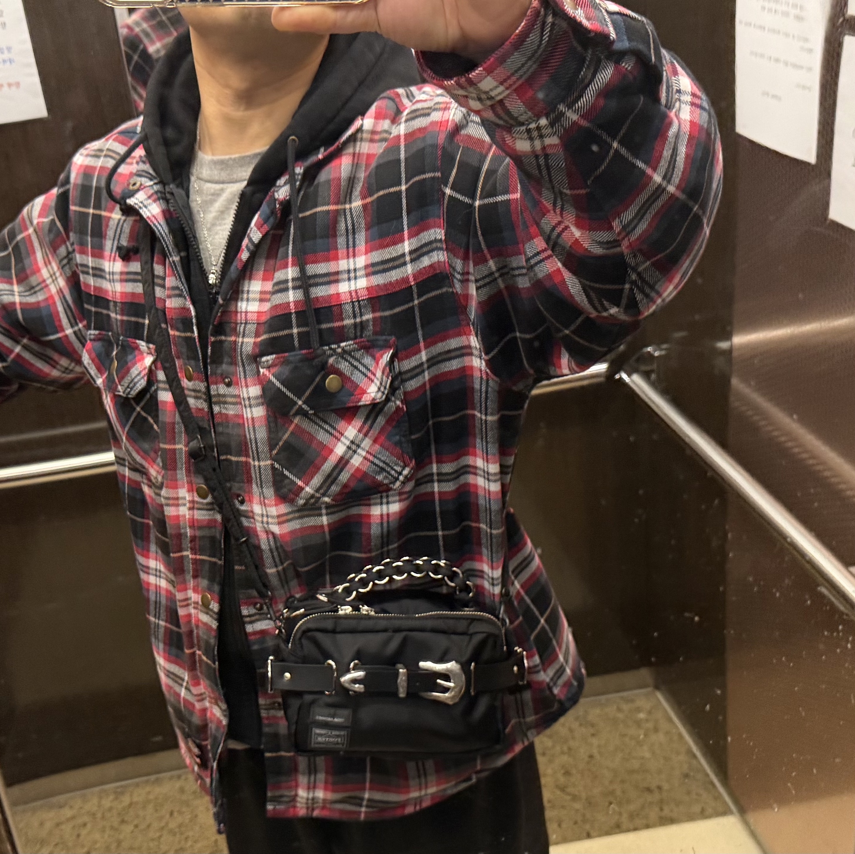 Supreme x Dickies Lined Zip Up Hooded Flannel Shirt Black - 25FW, Porter x Toga Shoulder Hand Bag Black 착용 스타일