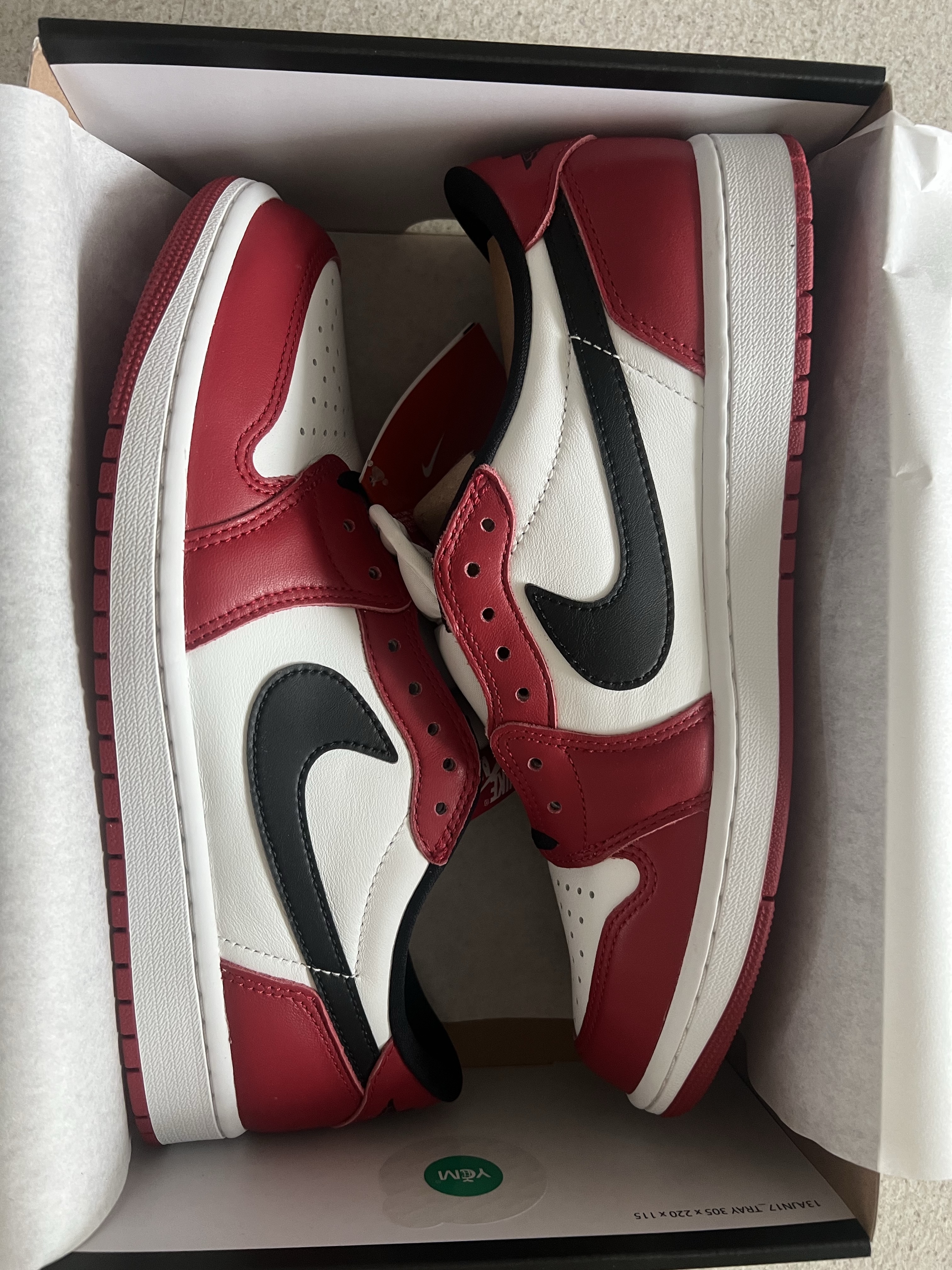 Jordan 1 Retro Low OG Chicago 착용 스타일 - 2