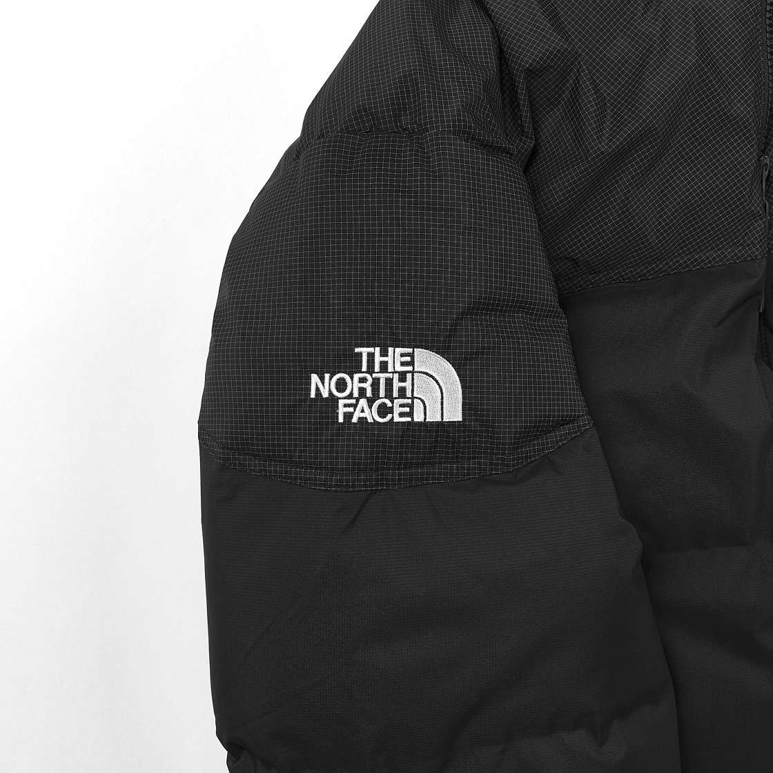 노스페이스 리마스터 다운 자켓 블랙 - 25FW(The North Face Remaster Down Jacket Black - 25FW) - 5