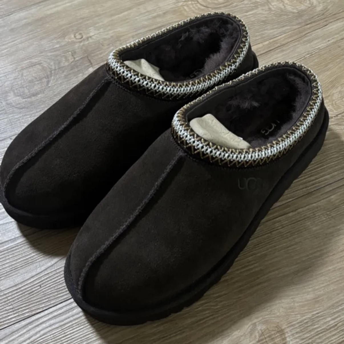 UGG Tasman II Slipper Dusted Cocoa 착용 스타일