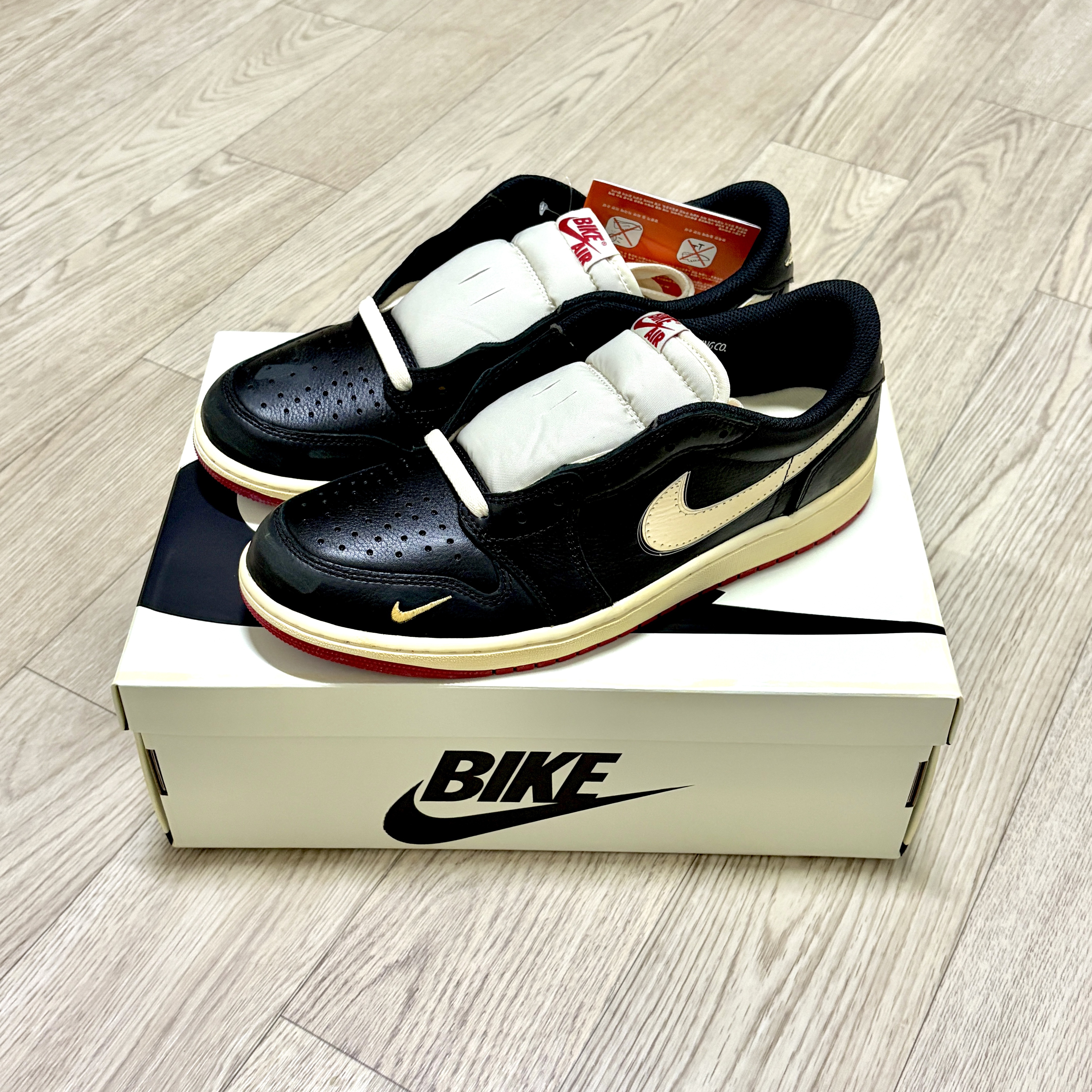 Jordan 1 x Nigel Sylvester Retro Low OG Better With Time 착용 스타일 - 2