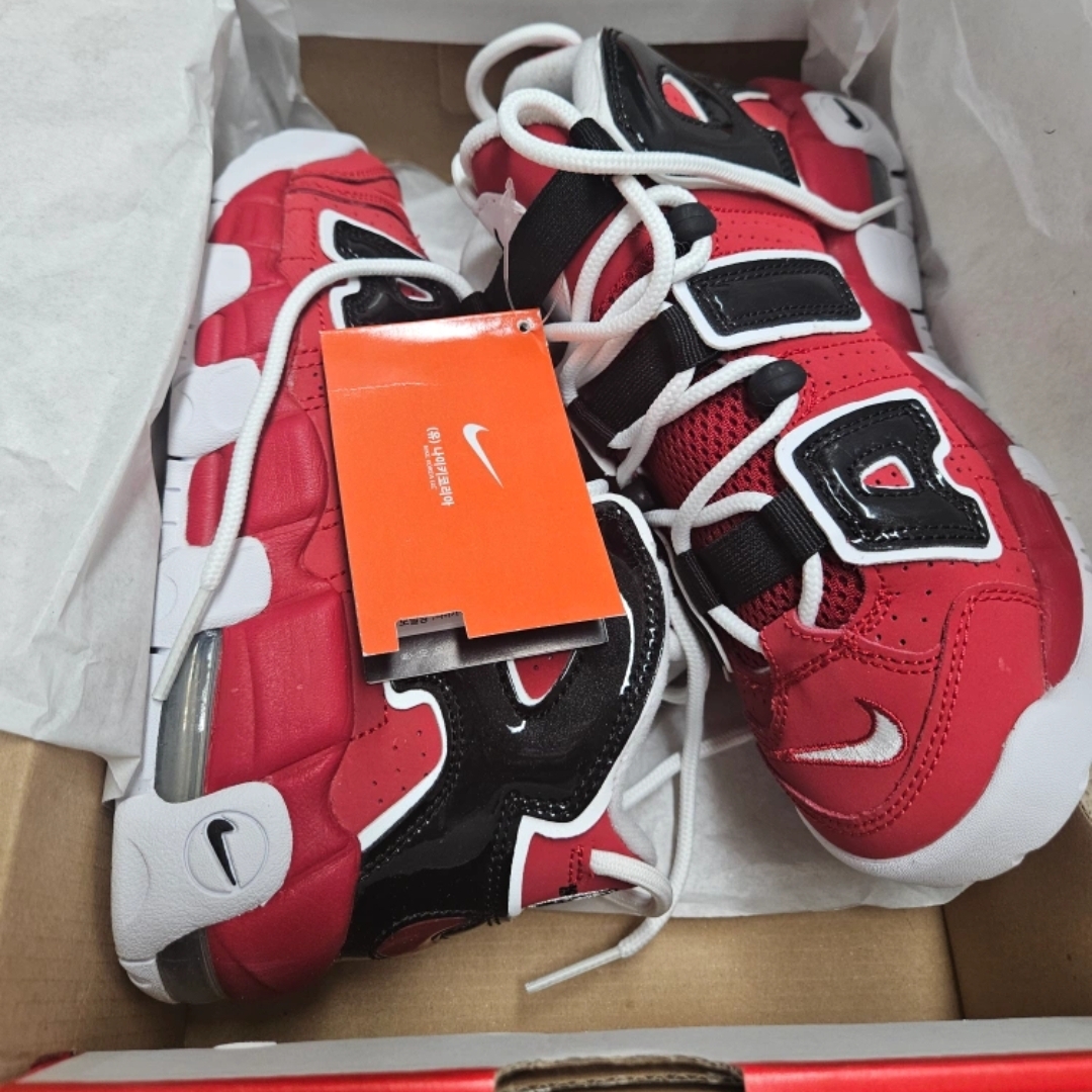 Nike Air More Uptempo 96 Bulls 2021 착용 스타일 - 2