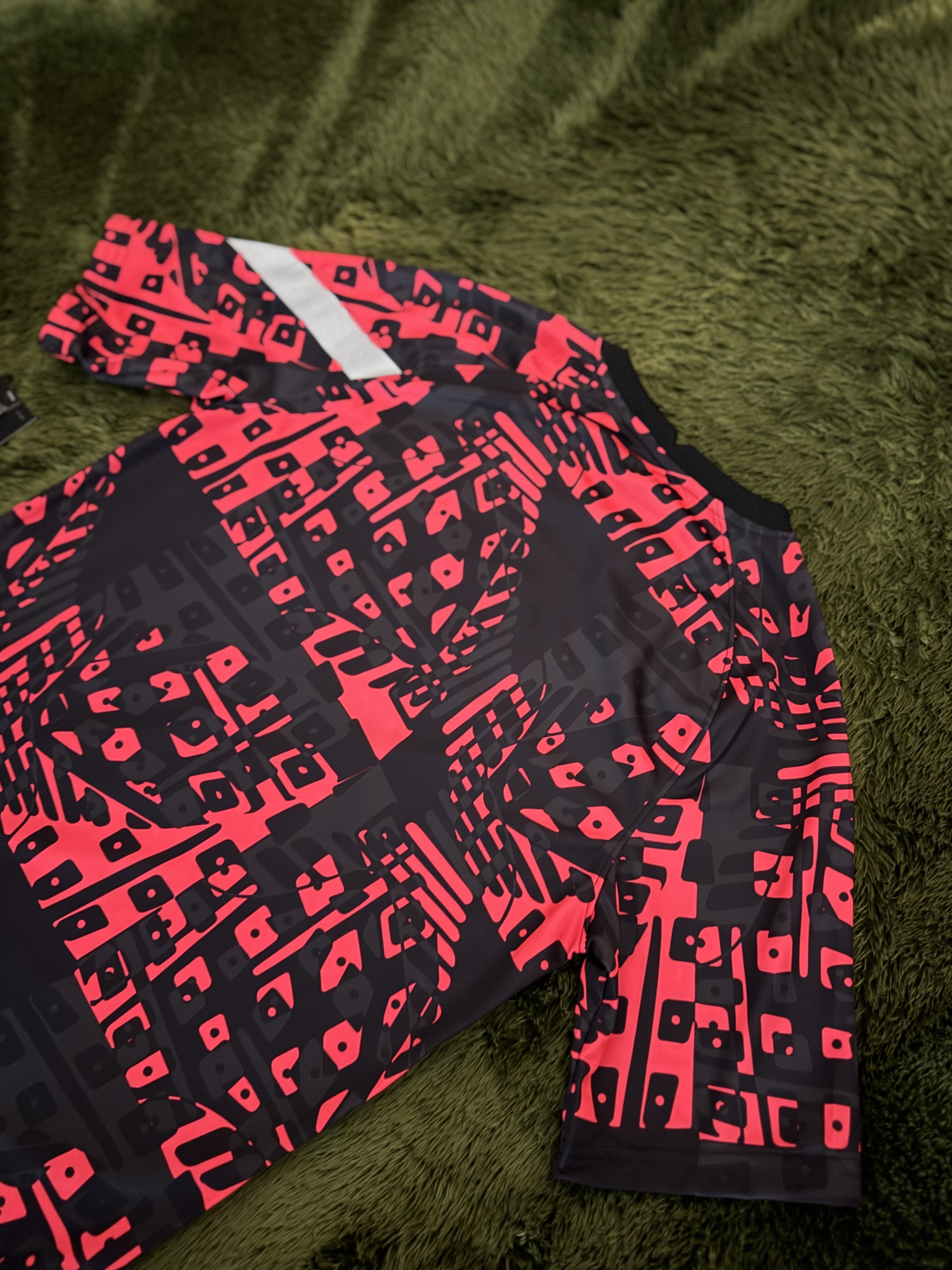 Nike Liverpool FC Dri Pre-Match Top Red Black (Non Marking Ver.) 착용 스타일 - 8