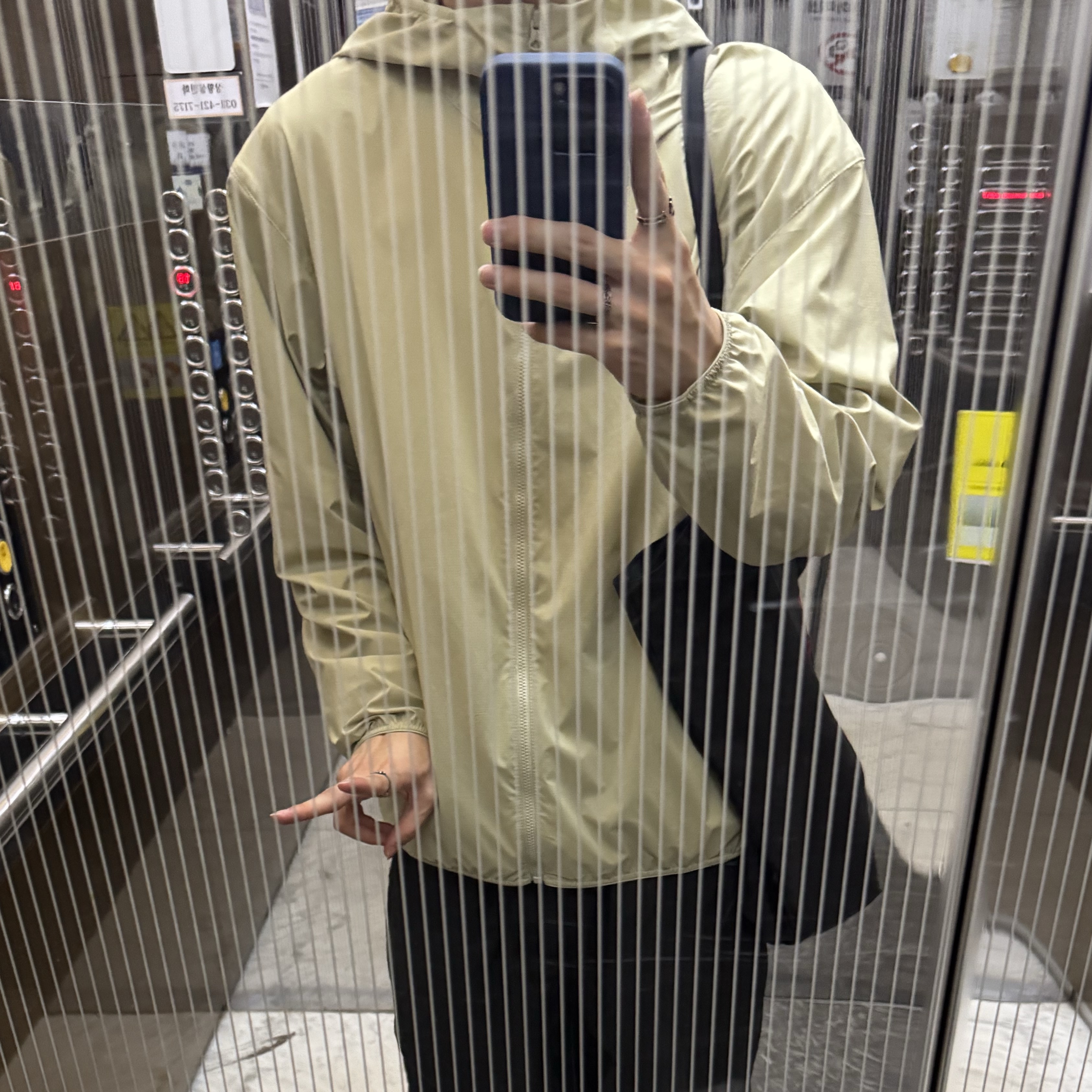 On Running x Post Archive Faction (Paf) Cloudventure Peak All Black, Dr. Martens 1461 Smooth Black 착용 스타일 - 10