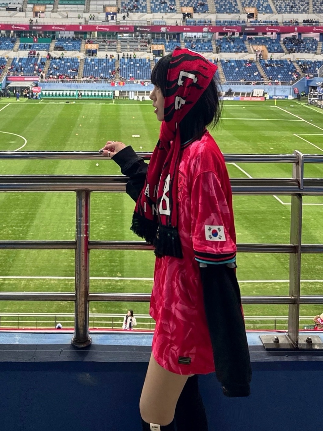 Nike Korea 2024 Dri-Fit ADV Match Home Authentic Jersey Global Red - Asia (Non Marking Ver.), Supreme Hooded Soccer Jersey Black - 23FW 착용 스타일