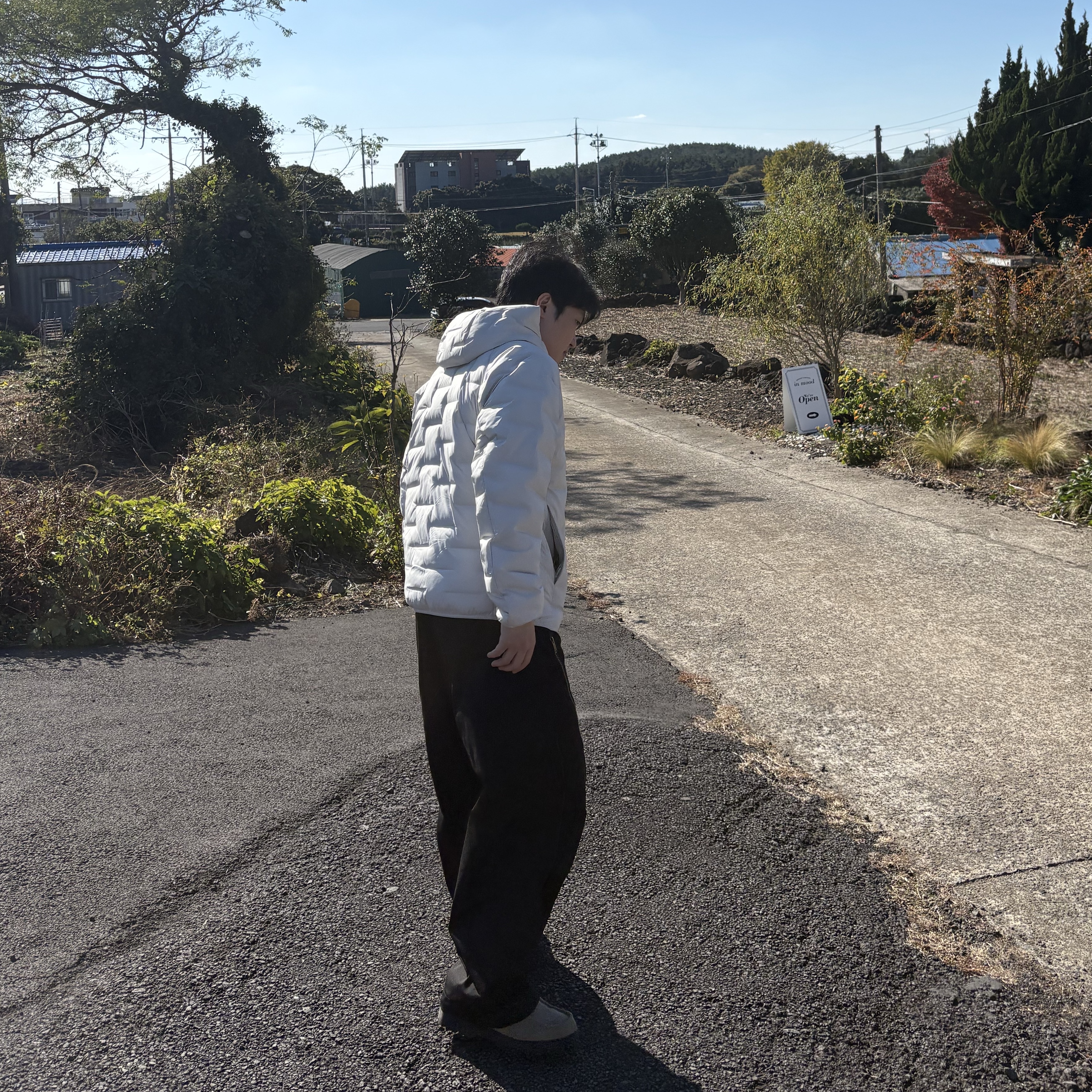 (W) Danton Fleece Collarless Jacket Charcoal Grey, GU Real Leather Moccasin Shoes Beige 착용 스타일 - 3