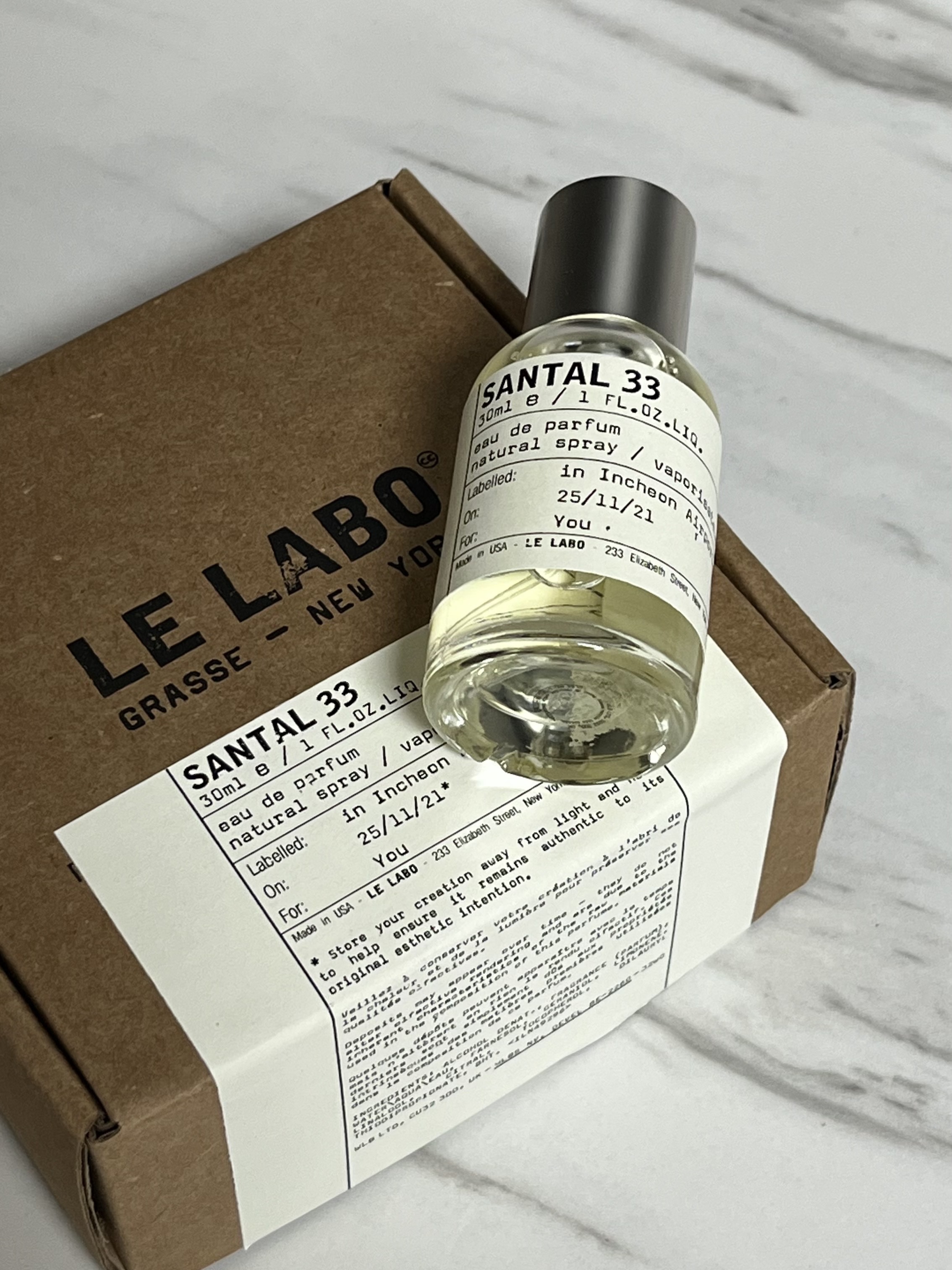 Le Labo Santal 33 Eau De Parfum 30ml 착용 스타일 - 1