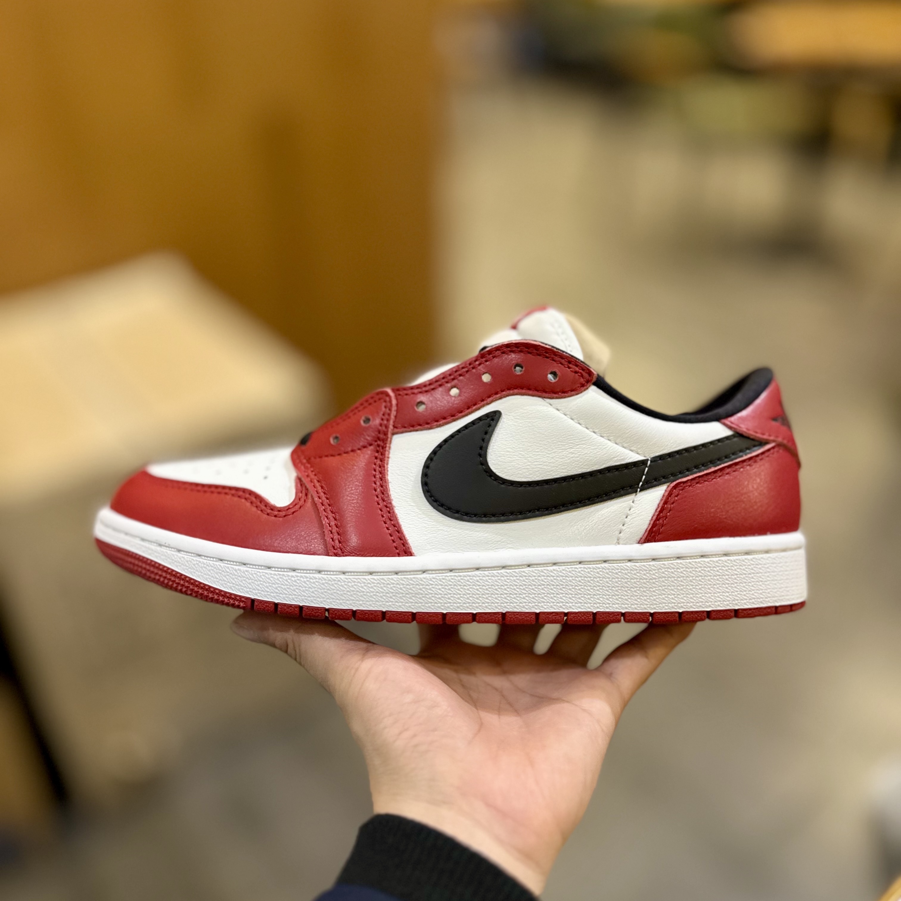 Jordan 1 Retro Low OG Chicago 착용 스타일 - 3