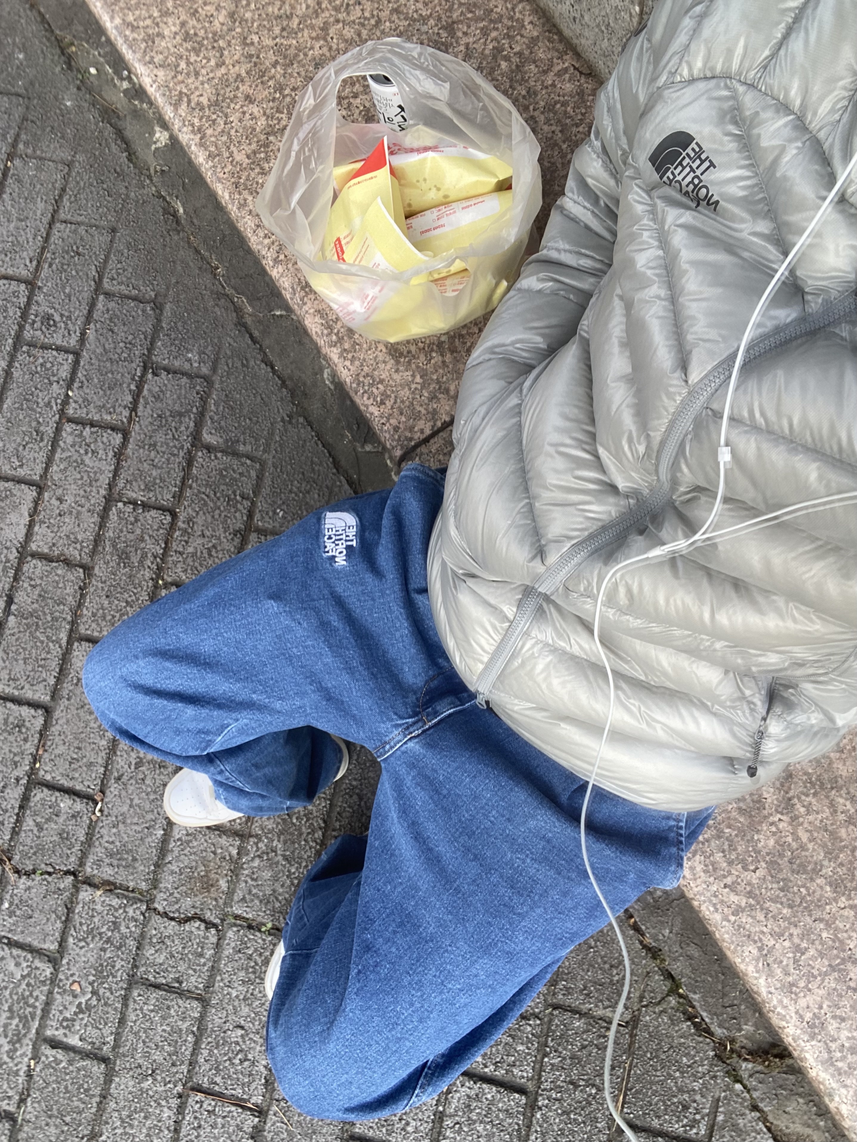 The North Face Summit Mattehorn RDS Down Jacket Light Gray, The North Face Summit Mattehorn RDS Down Jacket Light Gray 착용 스타일 - 1