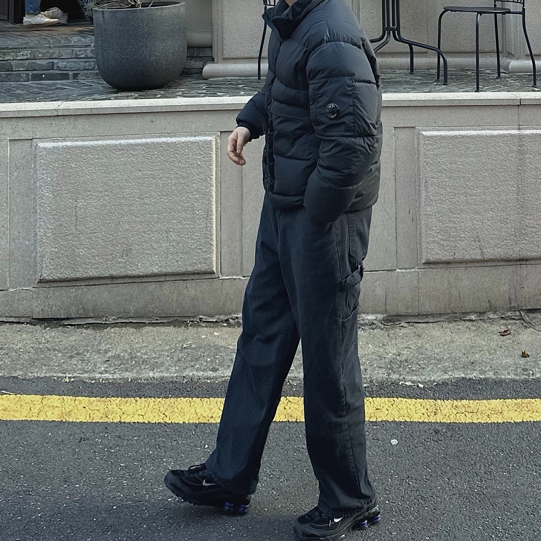 C.P. Company Nycra-R Short Down Jacket Black - 24FW 착용 스타일