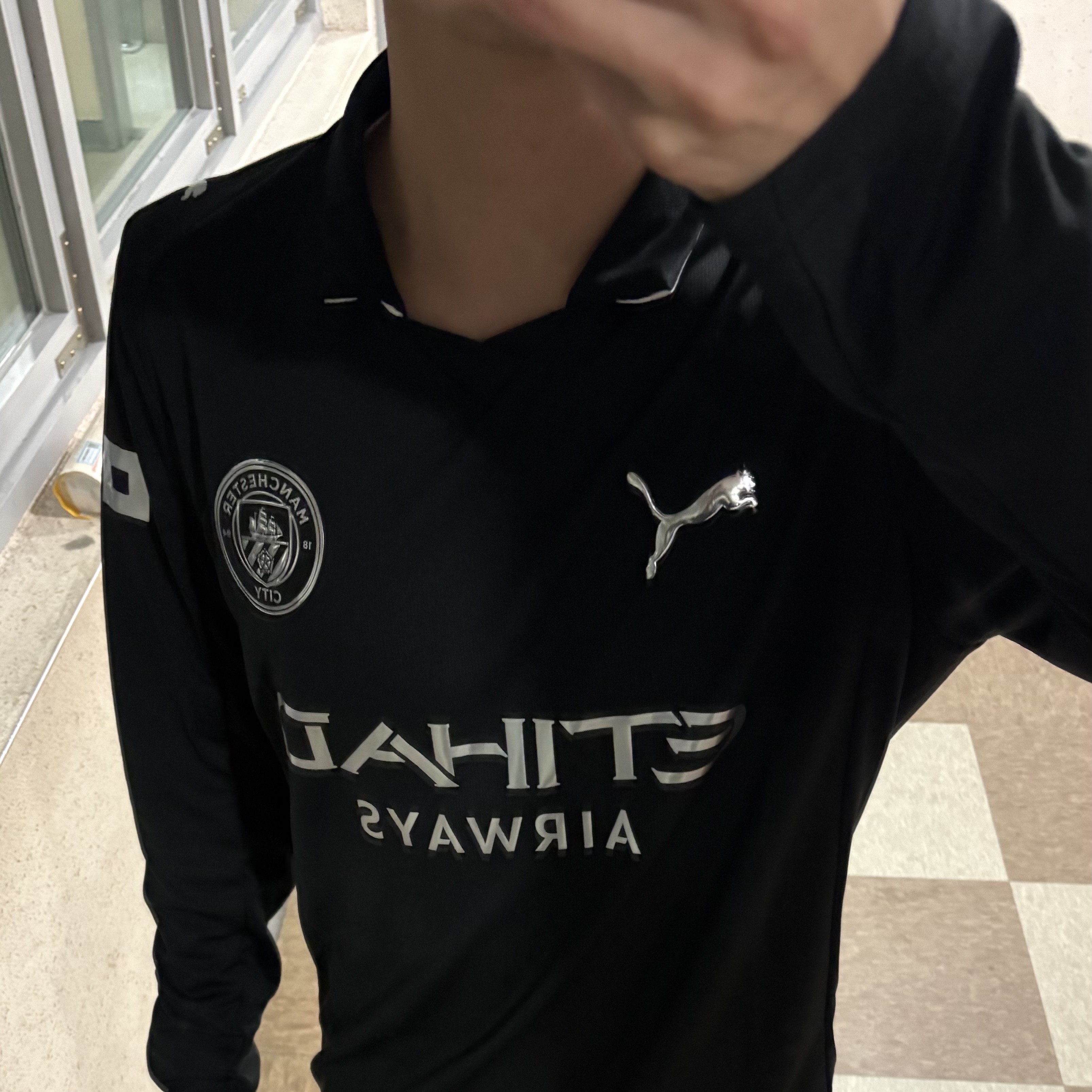 Puma Manchester City 2025/26 Away Replica Long Sleeve Jersey Black (Non Marking Ver.) 착용 스타일 - 1