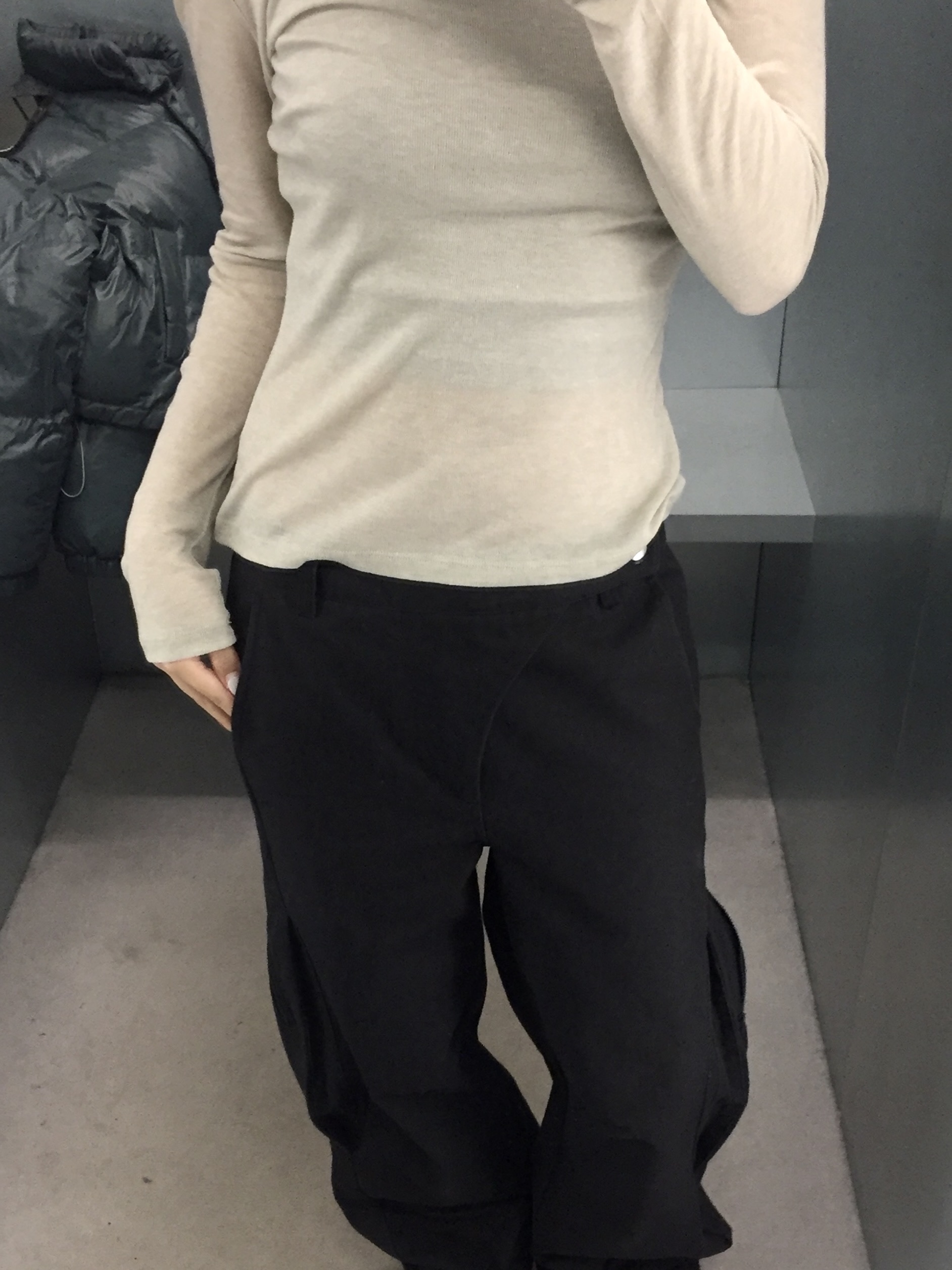 Puma x Sansan Gear CLRT Pants Black 착용 스타일 - 4