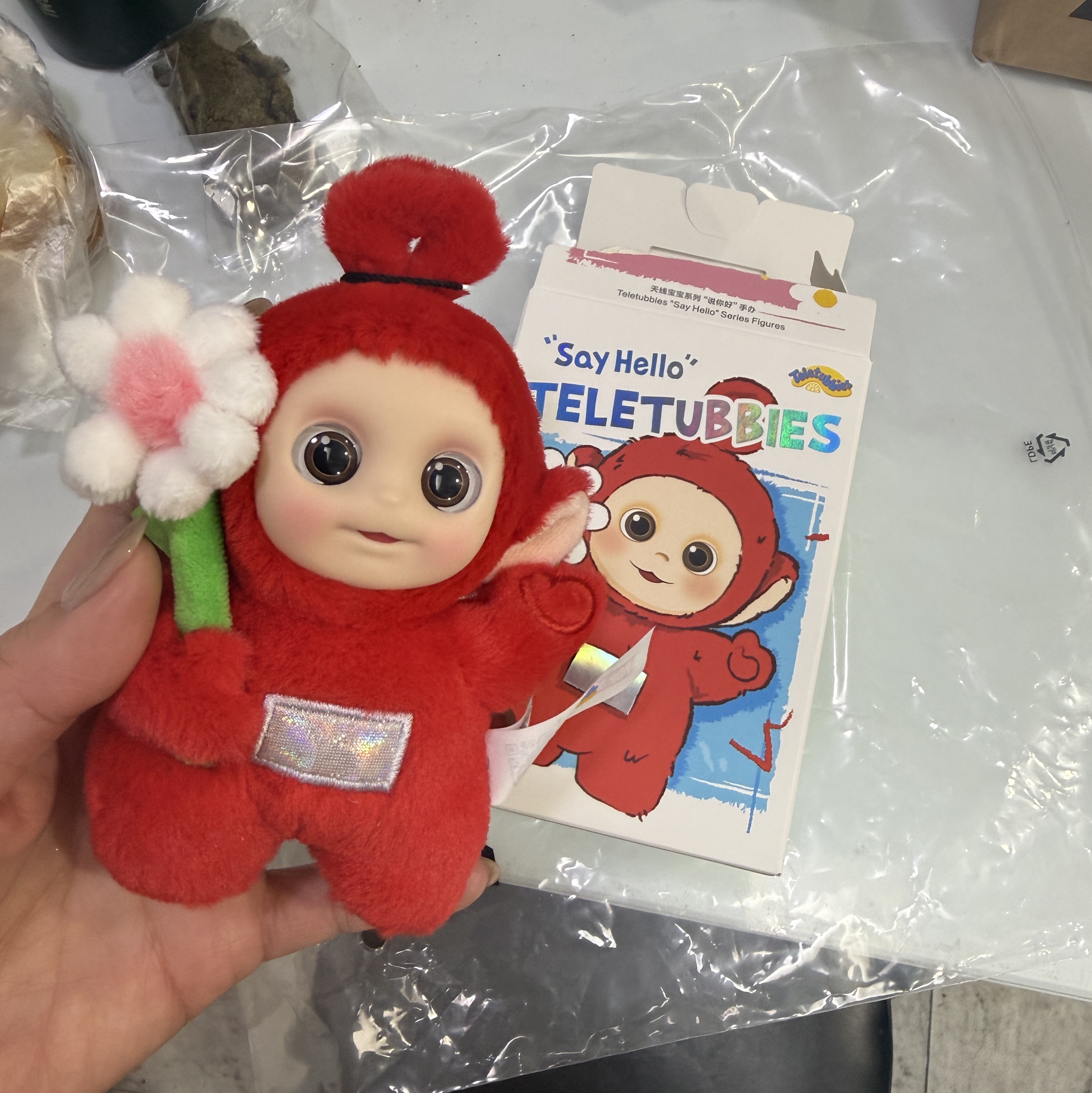 Pop Mart Teletubbies Say Hello Series Figures Sealed Case Po's Happy Flower (Opened Case) 착용 스타일