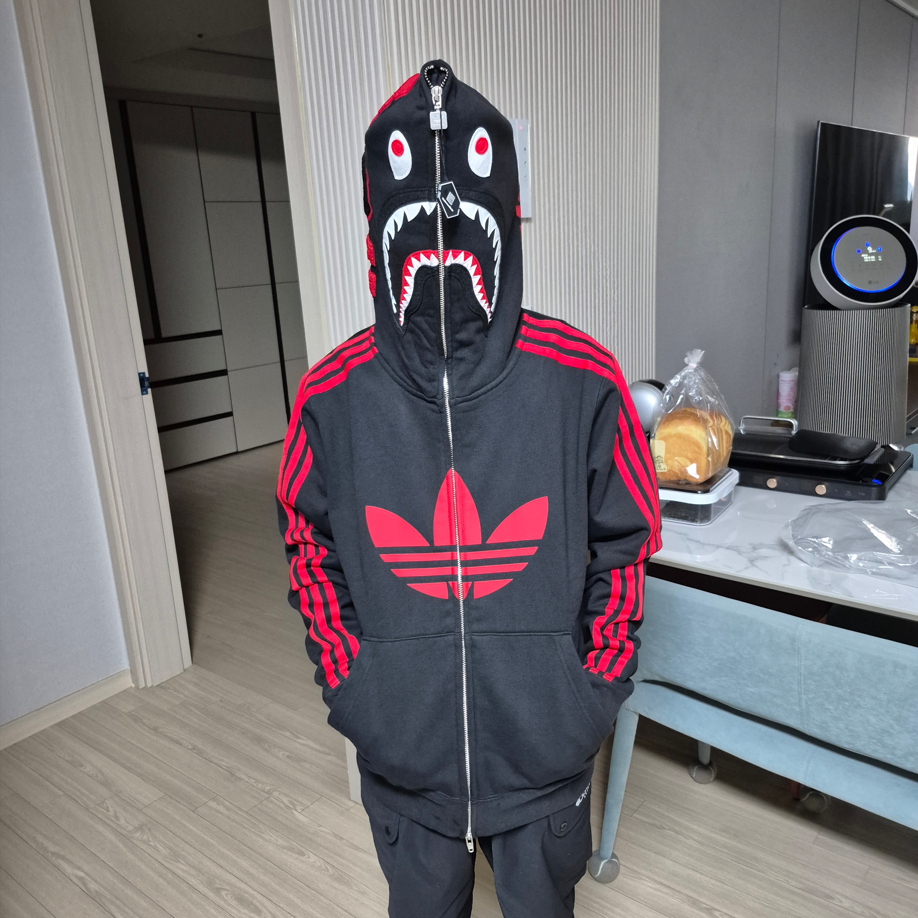 Adidas x BAPE Ultimate Shark Hoodie Black - KR Sizing 착용 스타일