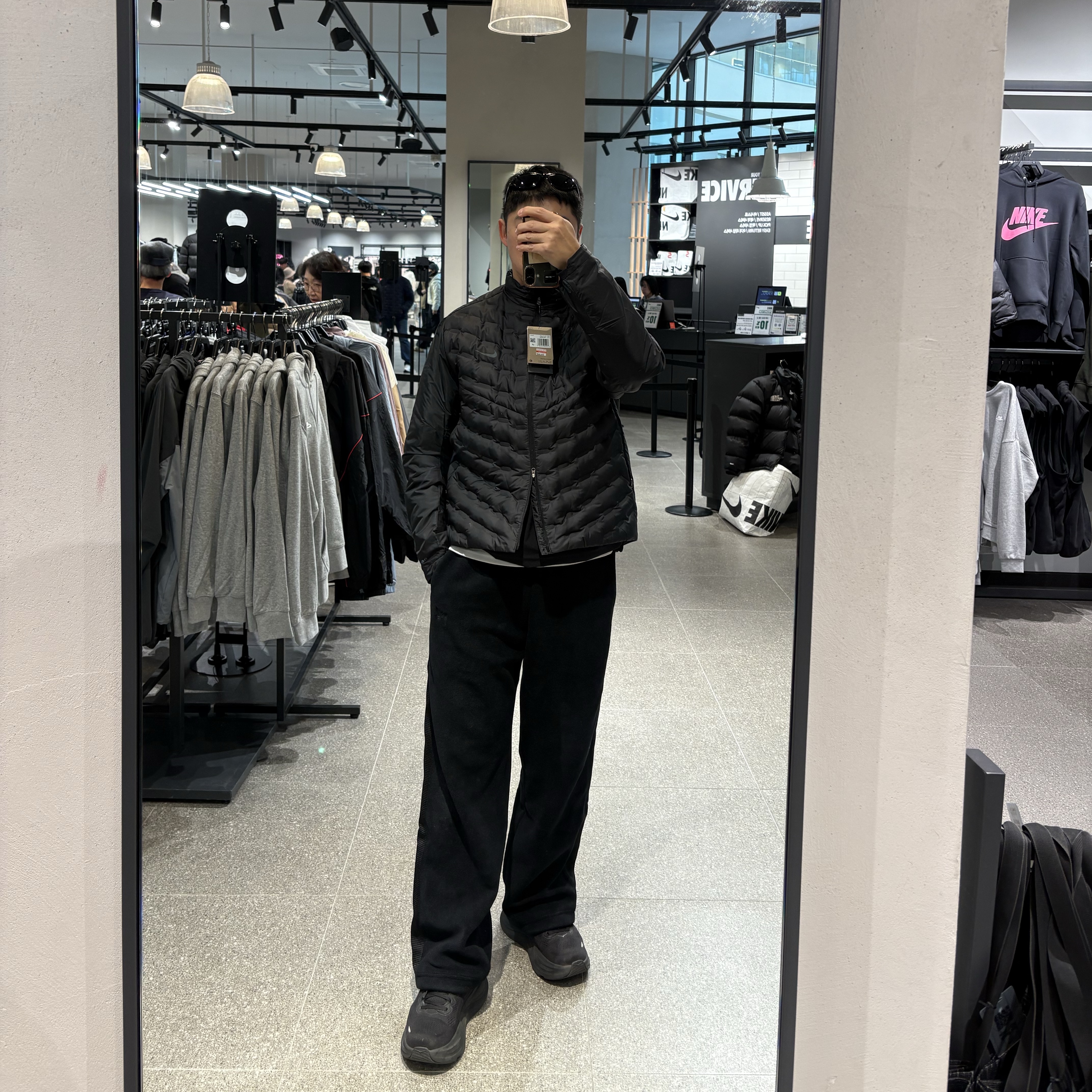Nike Therma-Fit ADV Aeroloft Repel Down Running Jacket Black - Asia, Uniqlo x Needles Fleece Wide Pants Black - KR 착용 스타일