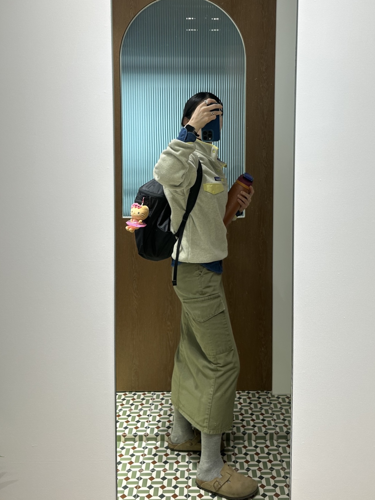 Birkenstock Boston Soft Footbed Taupe - Regular, Arc'teryx Heliad 15 Backpack Black 착용 스타일 - 2