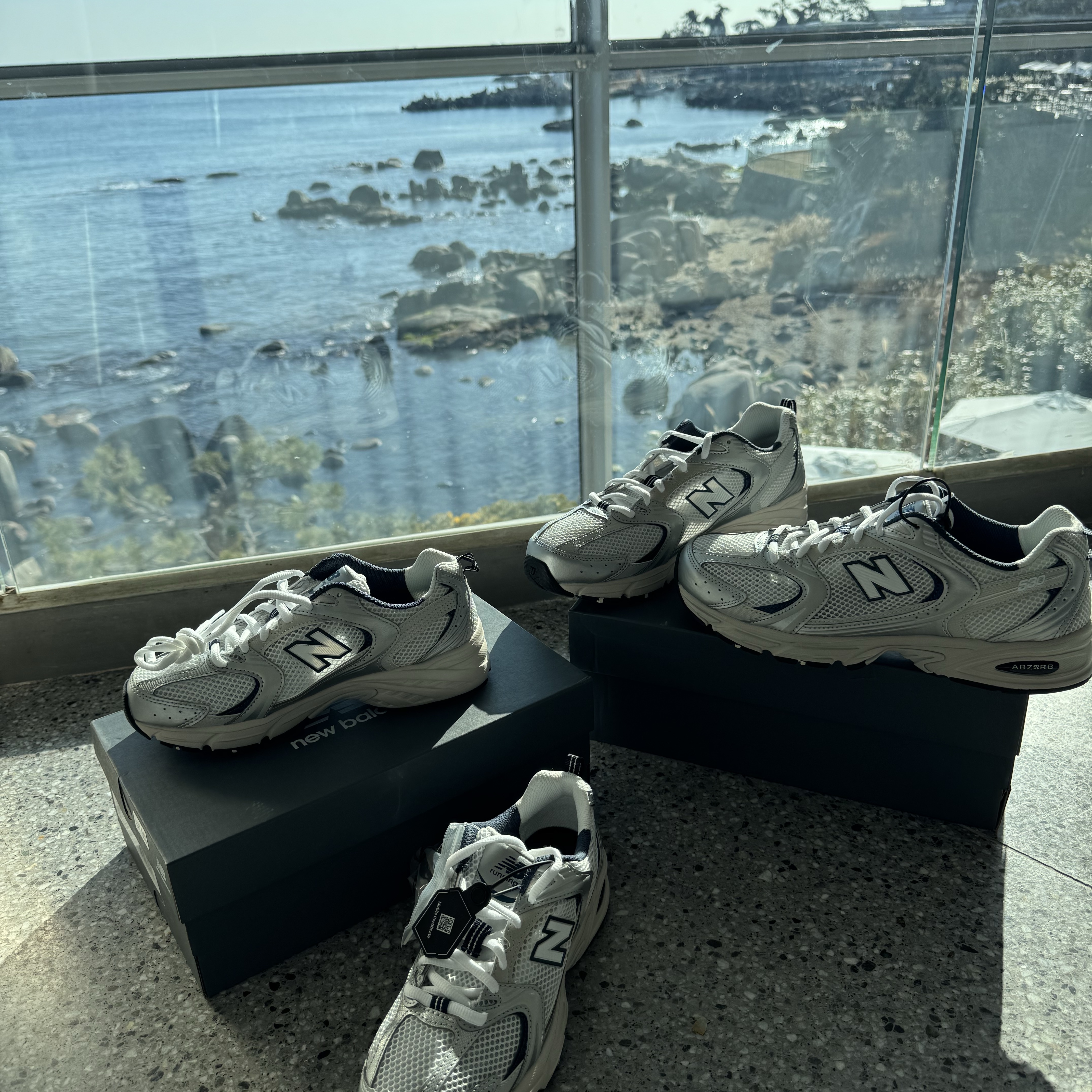 New Balance 530 Steel Grey 착용 스타일 - 2