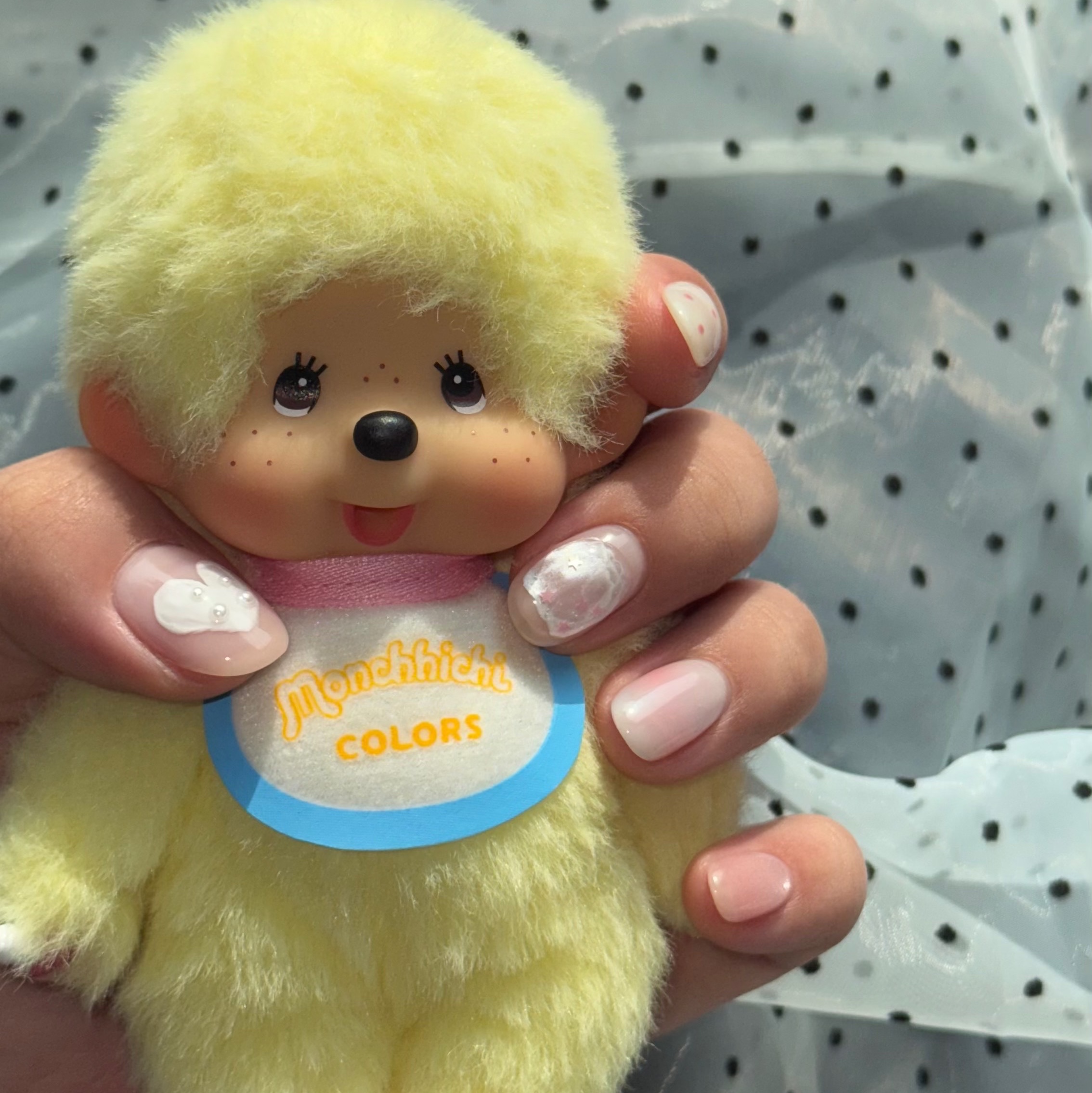 Monchhichi Colors Key Chain Yellow 착용 스타일 - 3