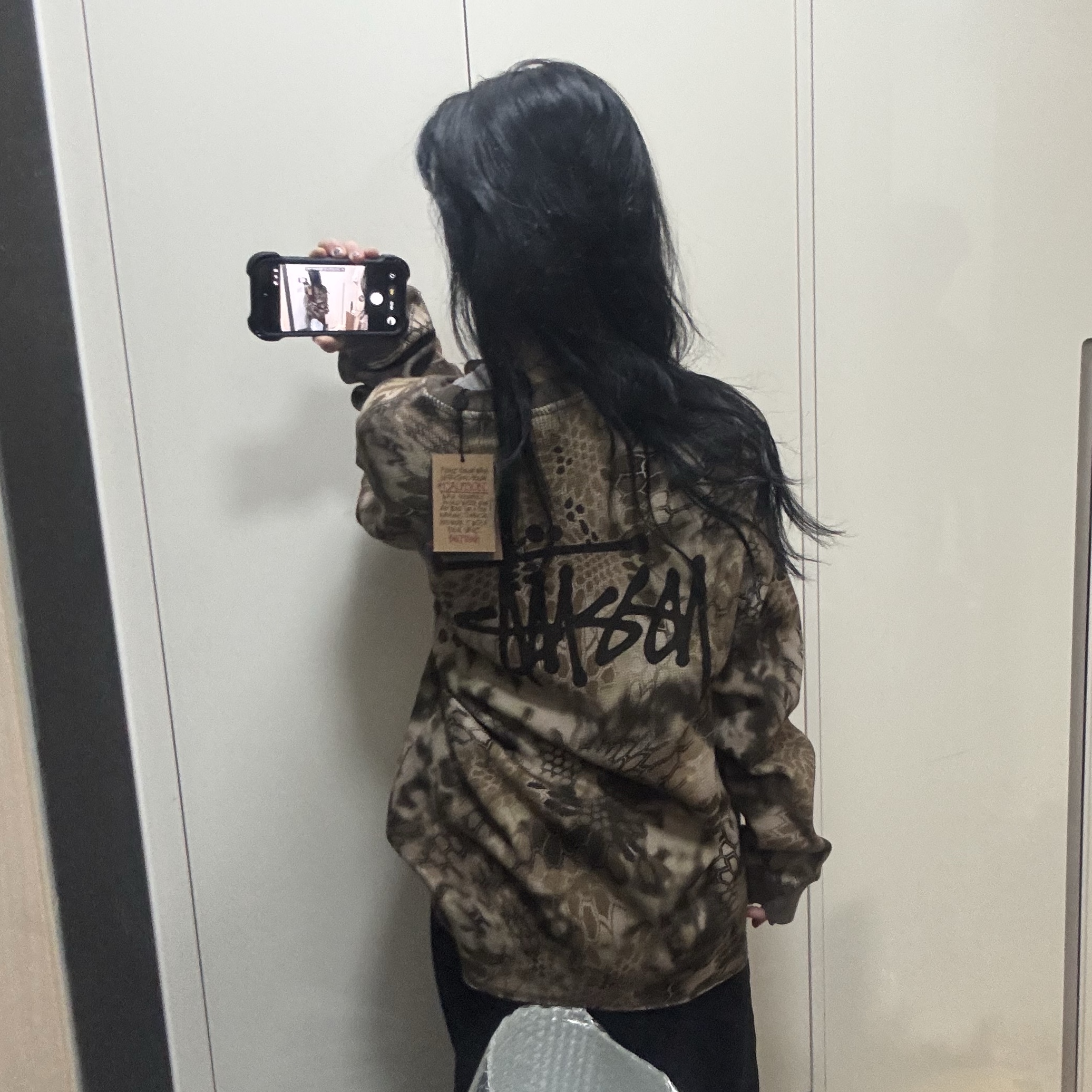 Stussy Basic Stock Thermal LS T-Shirt Relic Camo 착용 스타일 - 2