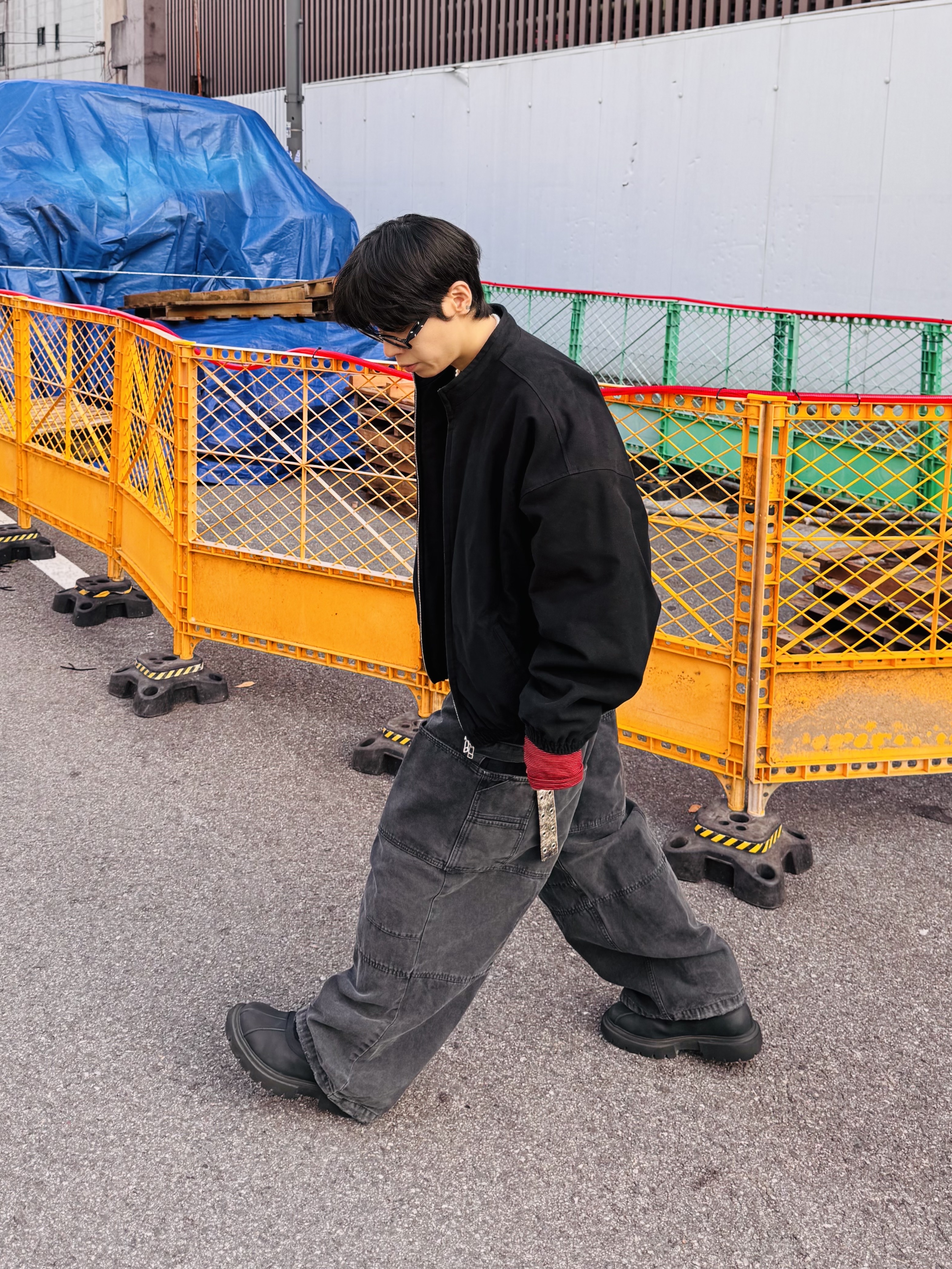 Nonnod Moleskin Bomber Black, Nonnod Moleskine Bomber Jacket Matt Black 착용 스타일 - 1