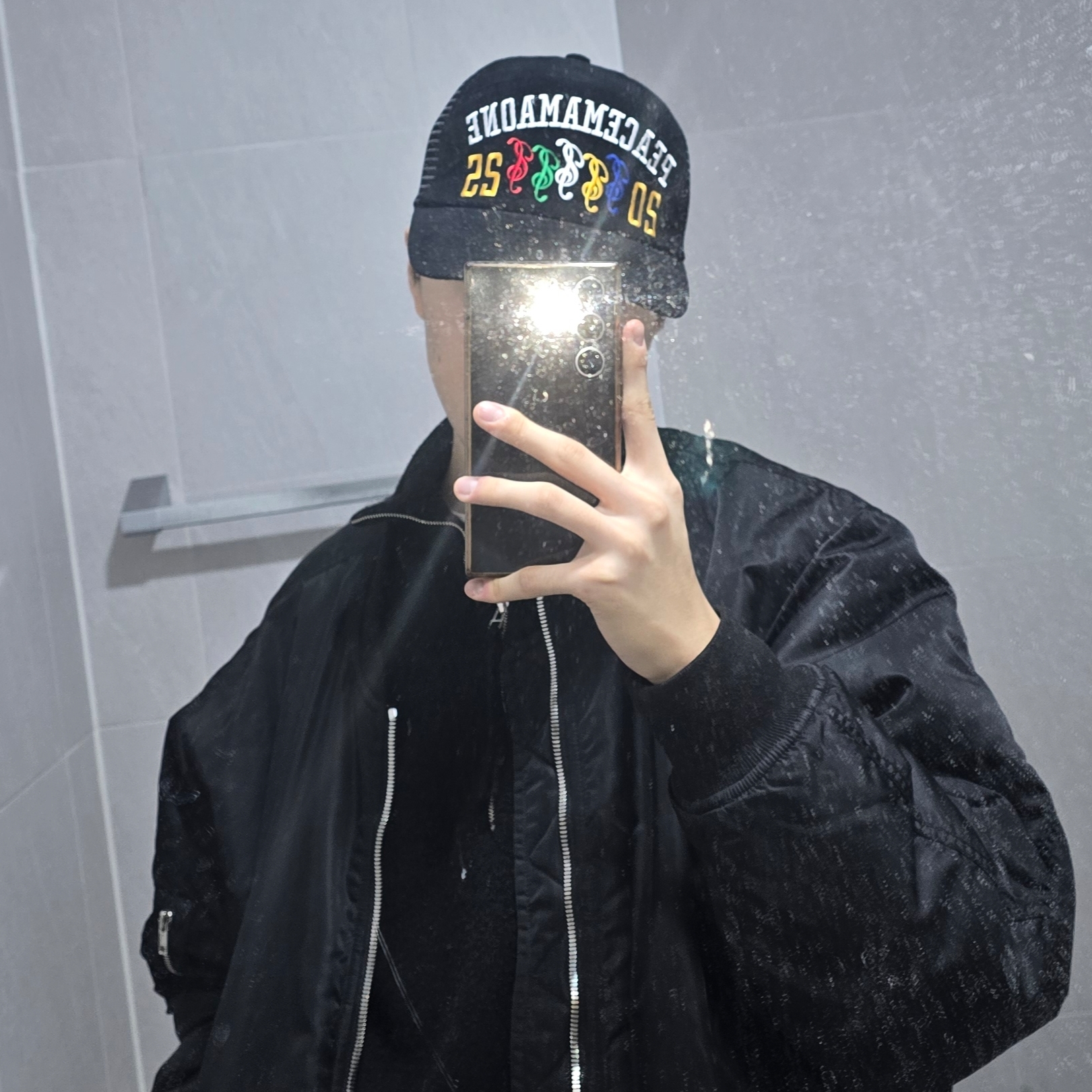 Peaceminusone x 2025 MAMA Awards Peacemamaone Cap Mesh 착용 스타일