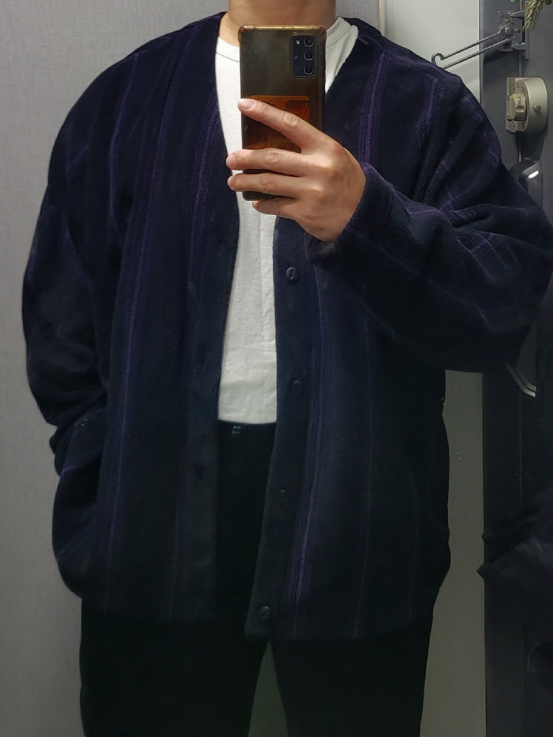 Uniqlo x Needles Fleece Oversized Cardigan Black - KR 착용 스타일 - 1