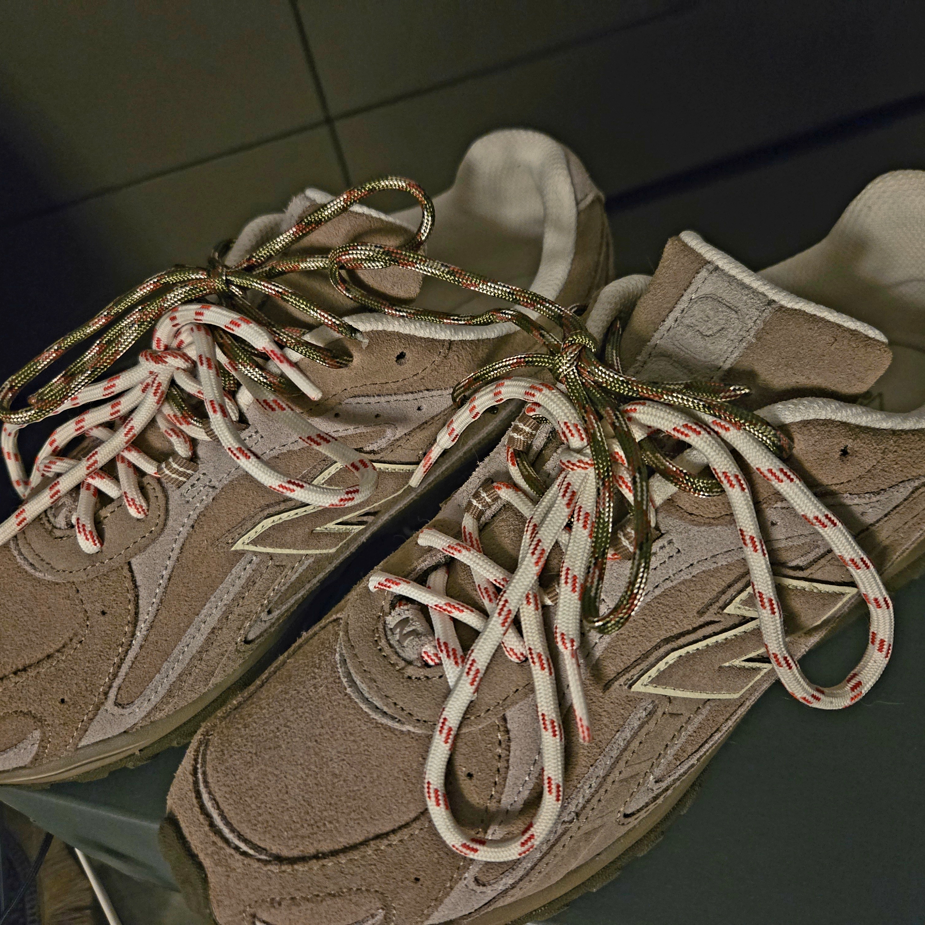 New Balance 204L Suede Mushroom Arid Stone 착용 스타일