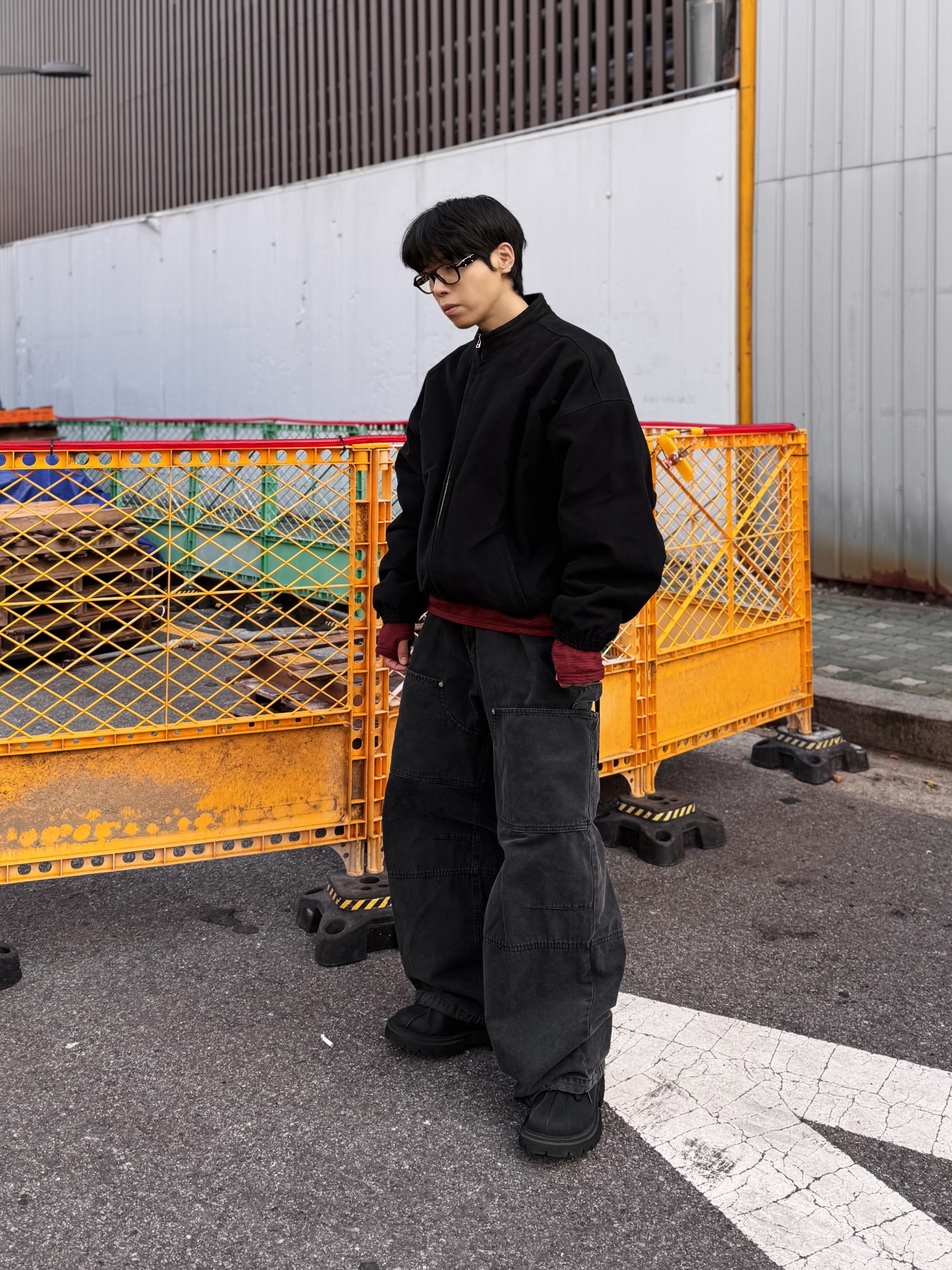 Nonnod Moleskin Bomber Black, Nonnod Moleskine Bomber Jacket Matt Black 착용 스타일 - 2