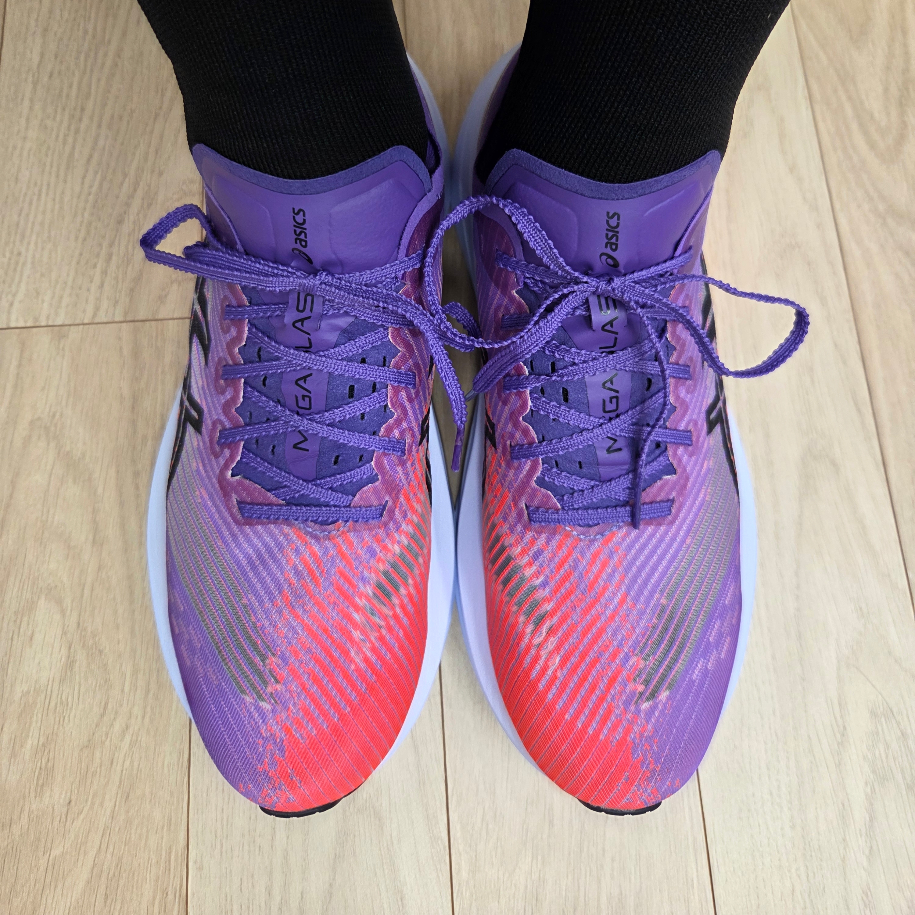Asics Megablast Edo Purple Black 착용 스타일 - 2