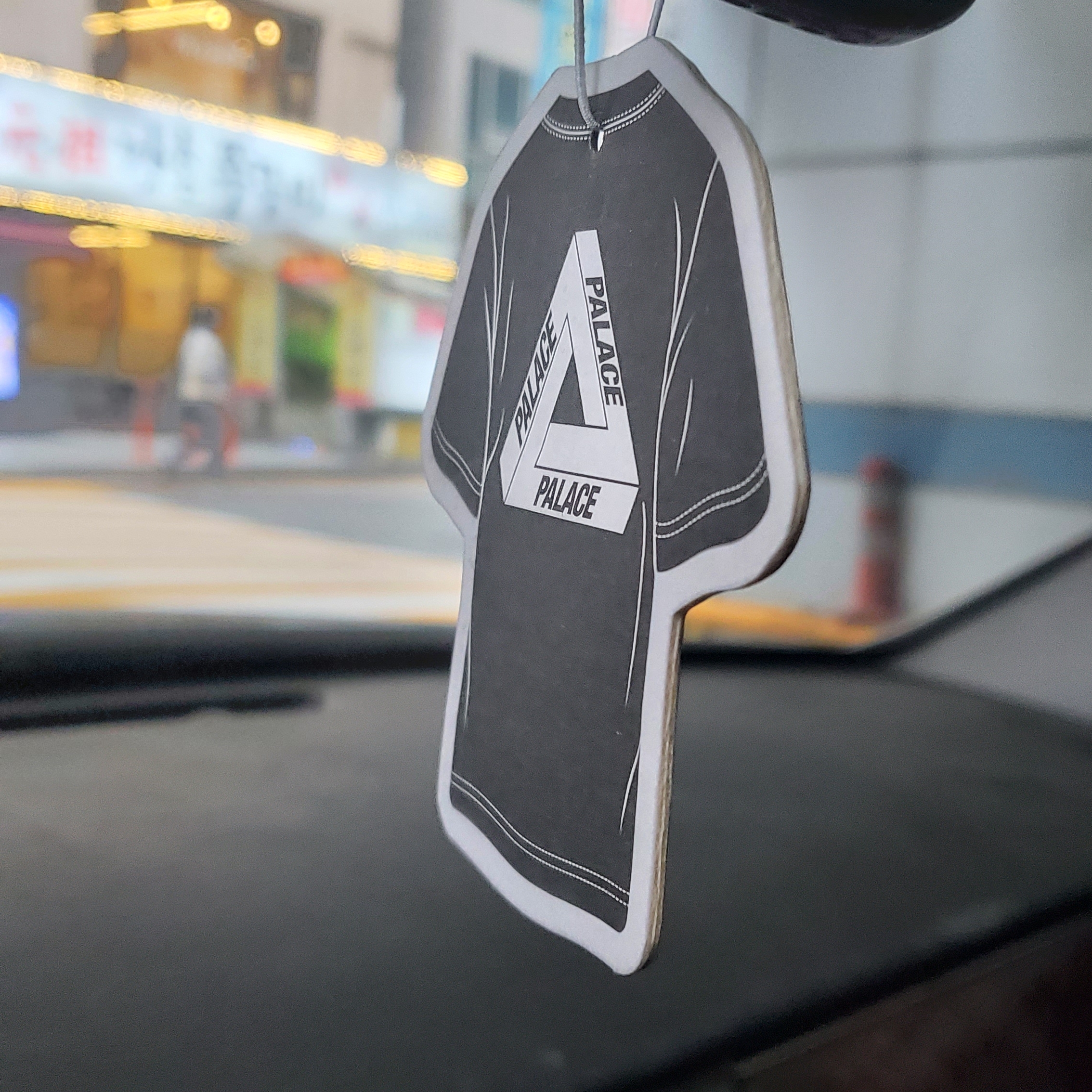 Palace Tri T-Shirt Air Fresheners Black White Yellow (Set of 3) - 25FW 착용 스타일 - 1