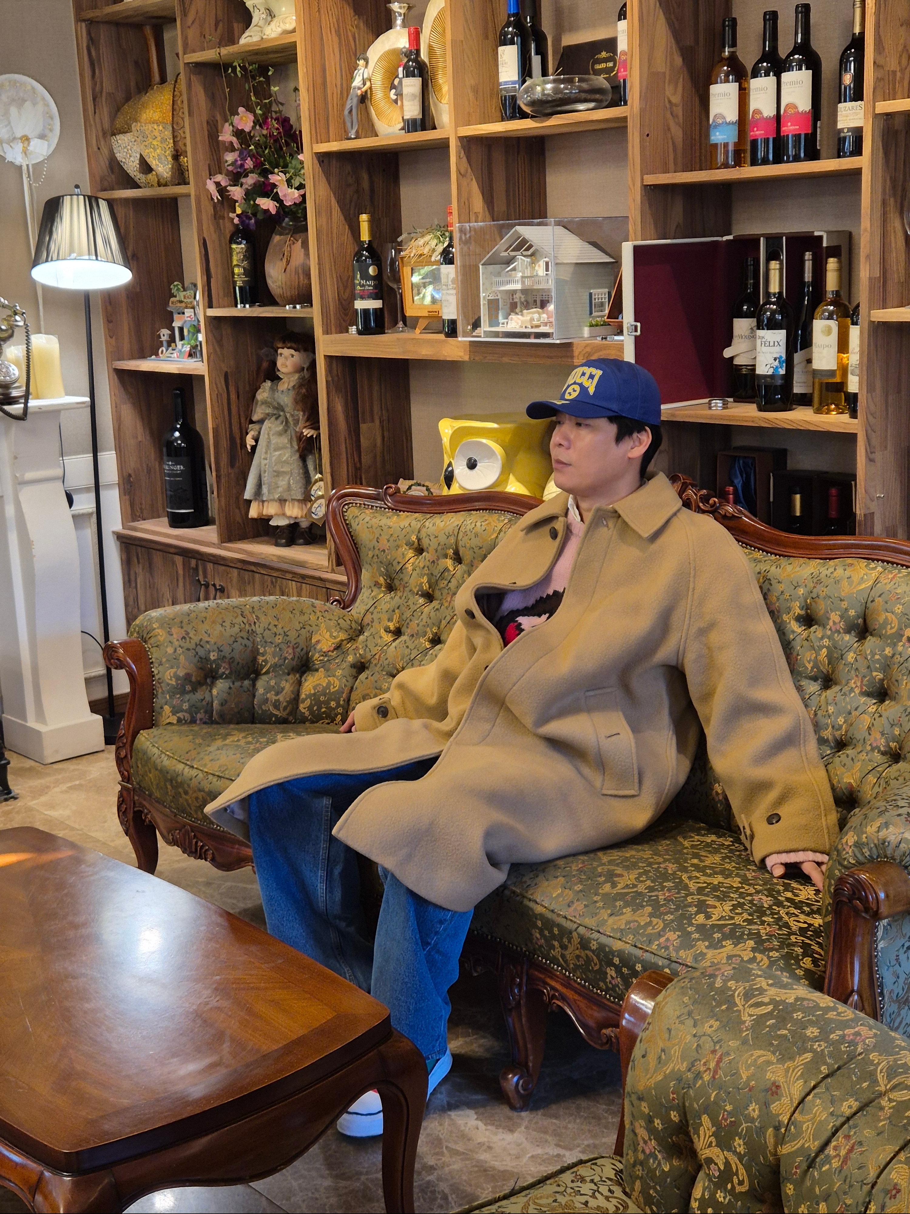 Gucci Print Cotton Baseball Hat Blue, Our Legacy Sonar Roundneck Candyfloss Cherry Acrylic 착용 스타일 - 4