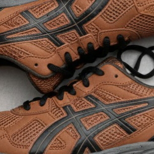 Asics Gel-Kayano 14 Earthenware Pack Rusty Brown Graphite Grey 착용 스타일