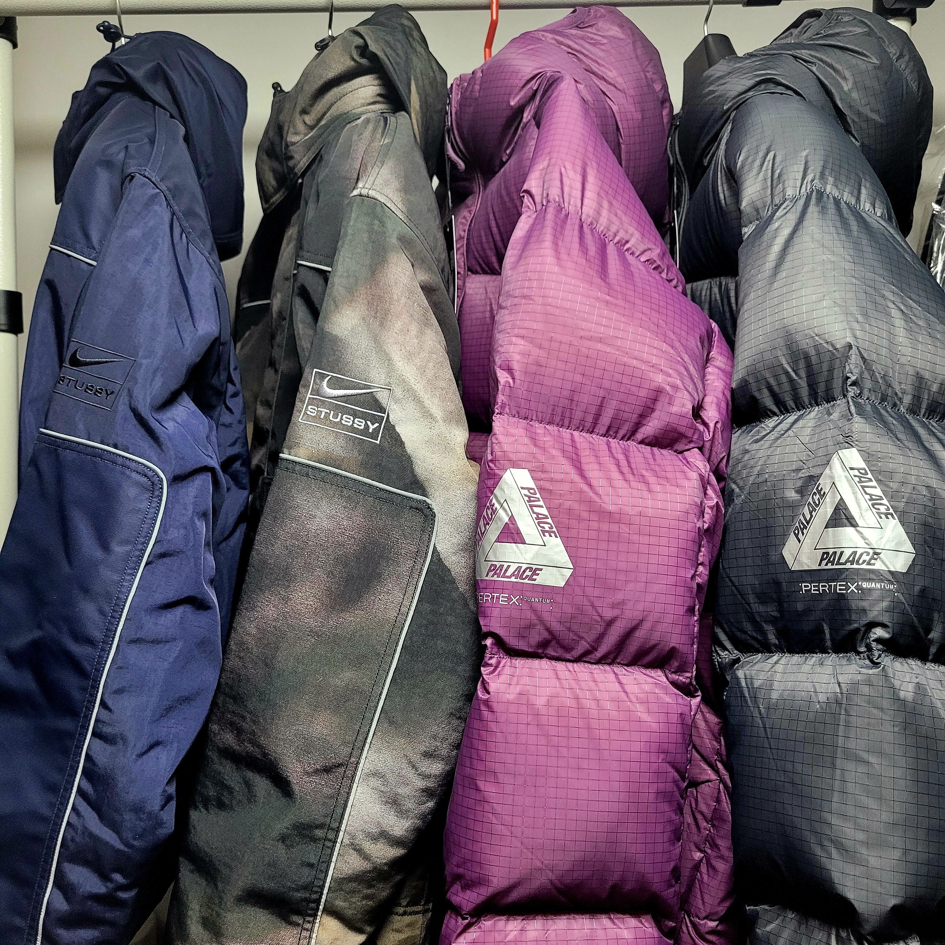 Palace Pertex Quantum RS Puffa Black - 25FW, Palace Pertex Quantum RS Puffa Purple - 25FW 착용 스타일 - 2