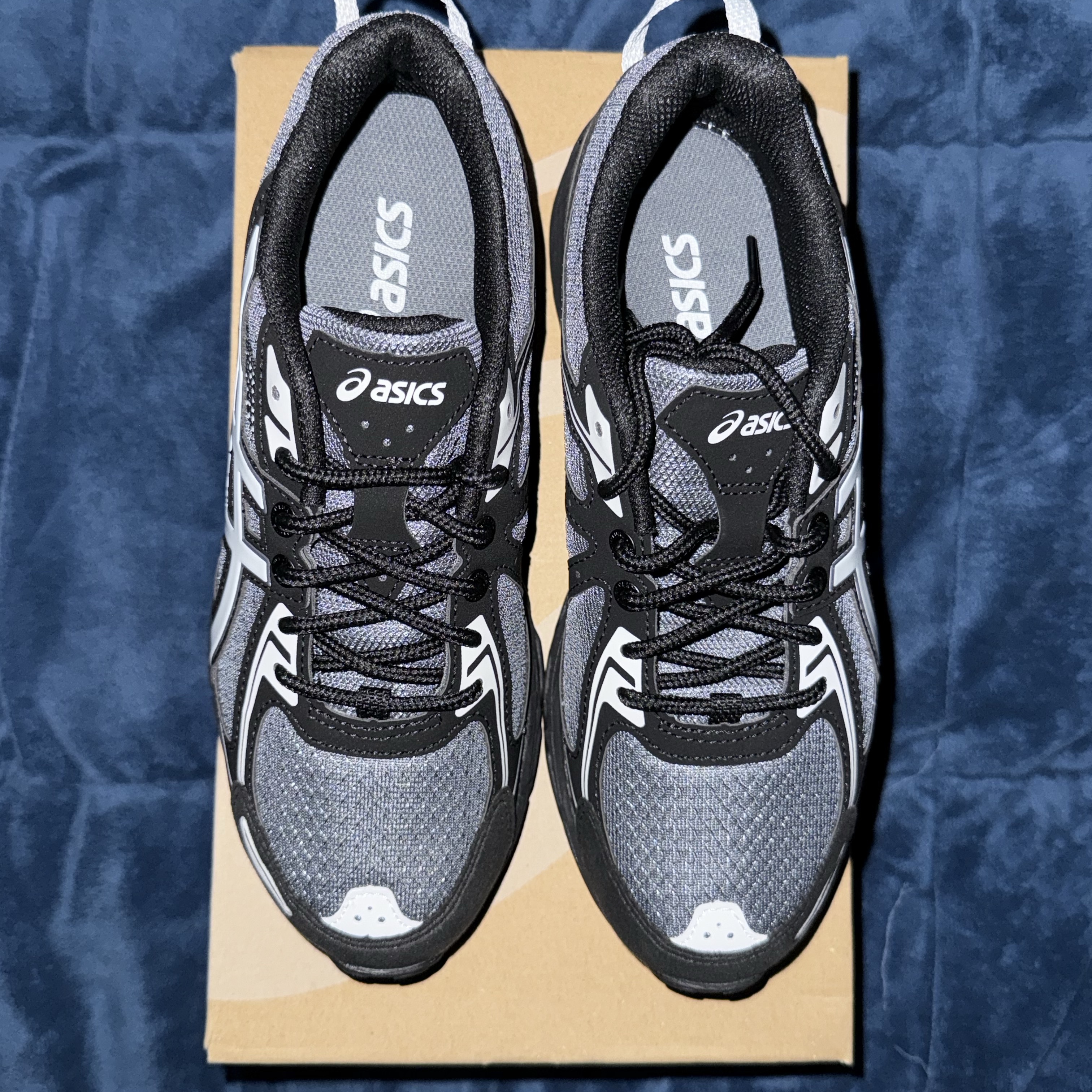 Asics Gel-Venture 6 Carrier Grey 착용 스타일 - 2