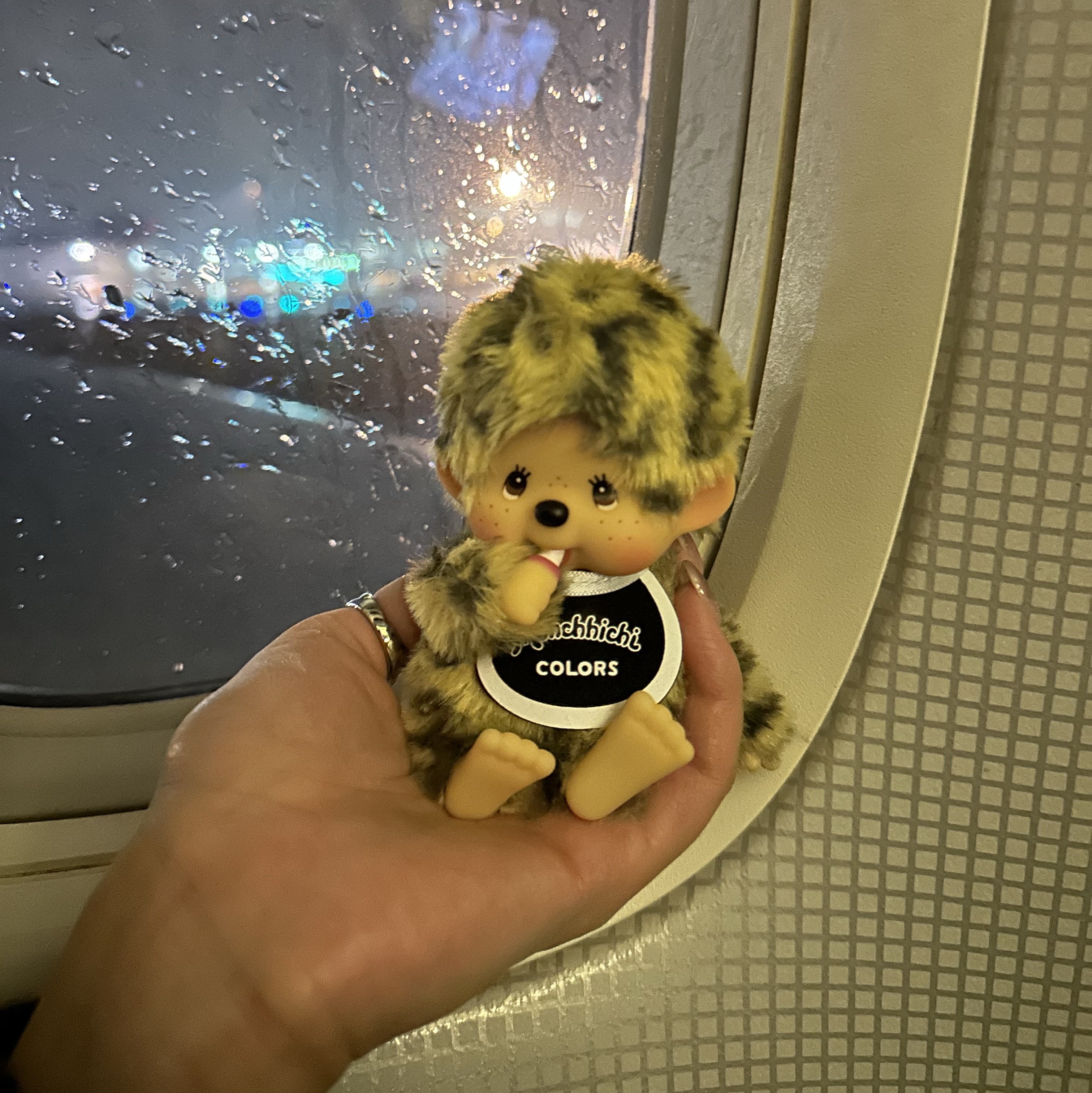 Monchhichi Colors Keychain Leopard Print, Supreme Bandana Jacquard Denim Camp Cap Black - 25SS 착용 스타일 - 3