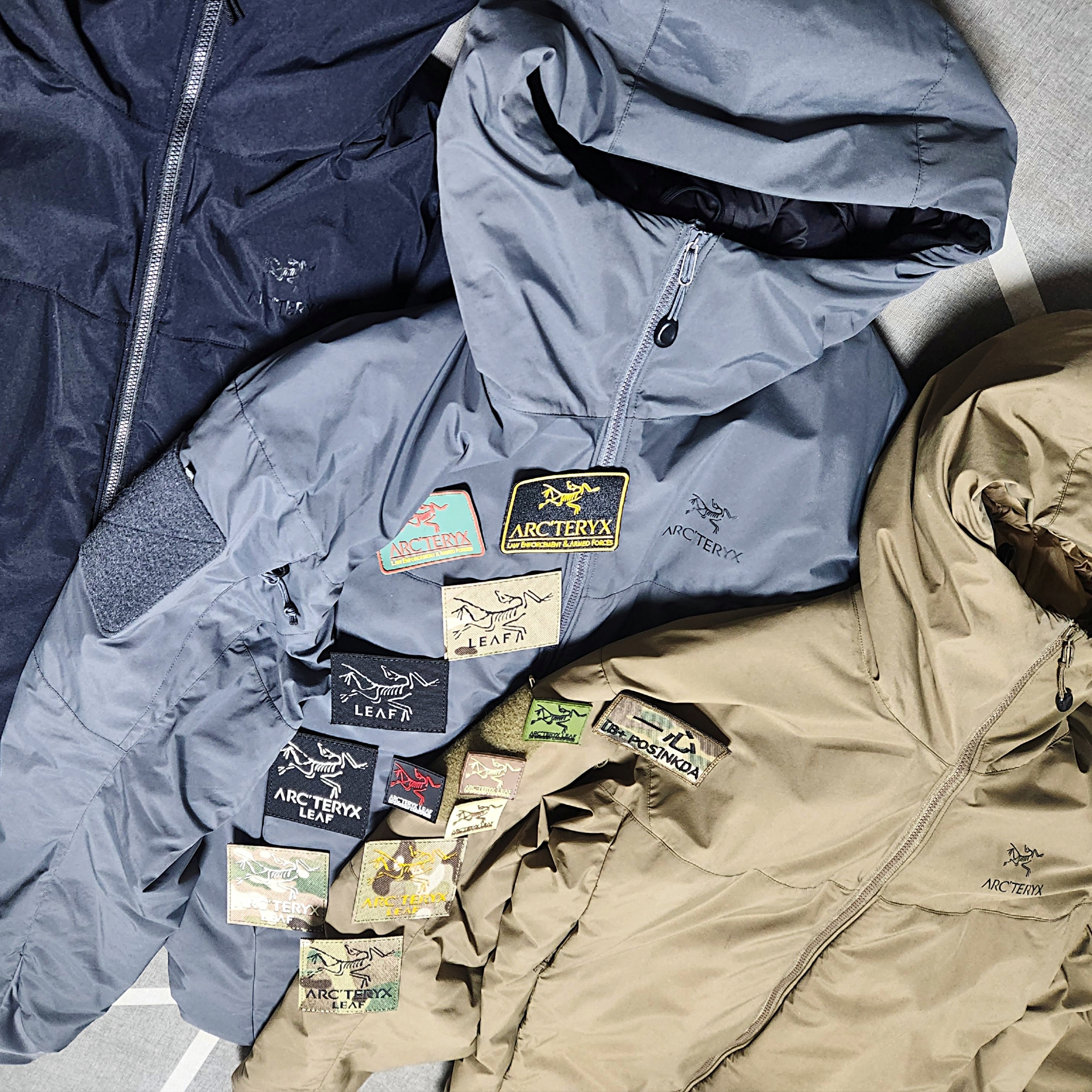 Arc'teryx LEAF Cold WX Hoody LT Gen 2 Crocodile, Arc'teryx LEAF Cold WX Hoody LT Gen 2 Black 착용 스타일 - 1