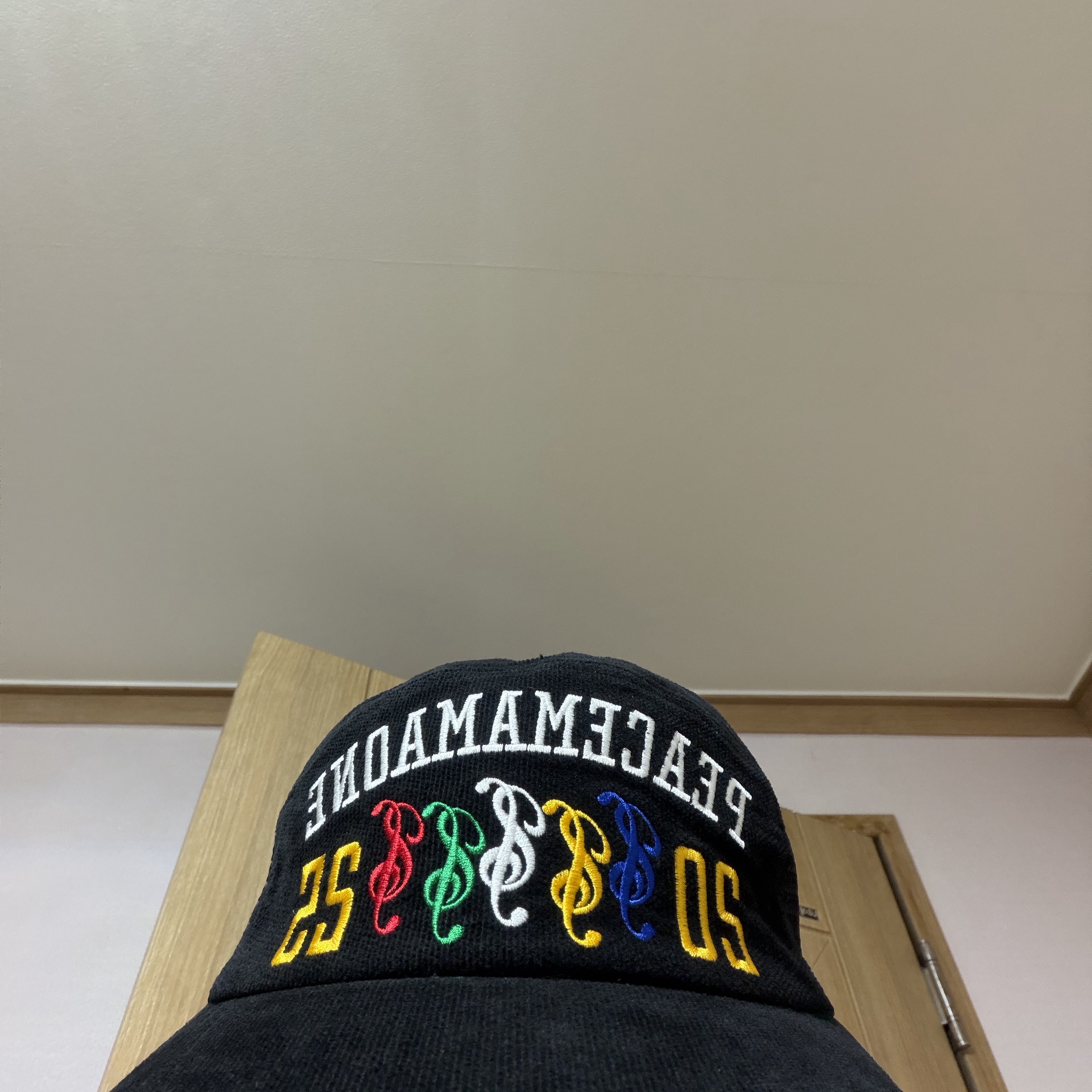 Peaceminusone x 2025 MAMA Awards Peacemamaone Cap Mesh 착용 스타일