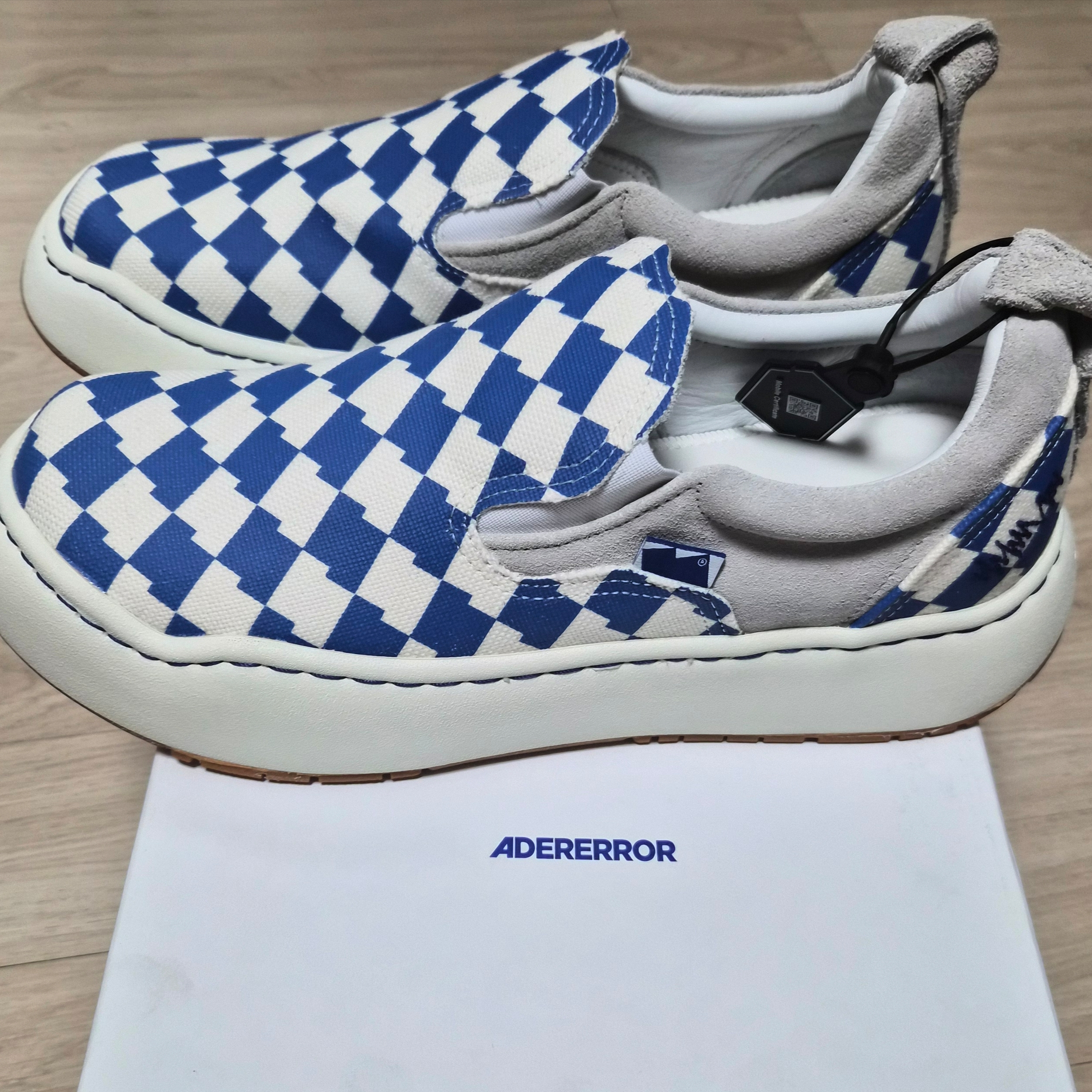 Ader Error Log; Lad Tenit Blue 착용 스타일 - 1